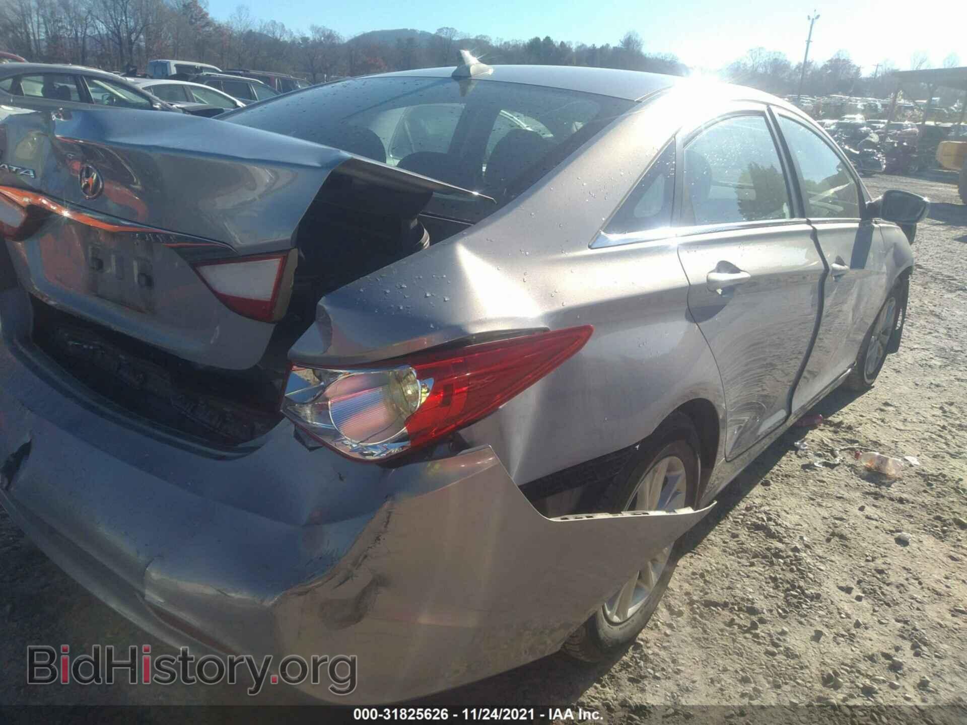 2011 HYUNDAI SONATA - VIN: 5NPEB4AC8BH032104 - Фото 3