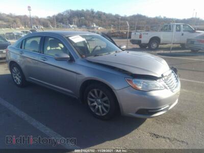 2013 Chrysler 200 Touring, silver — VIN 1C3CCBBB8DN765789, IAAI