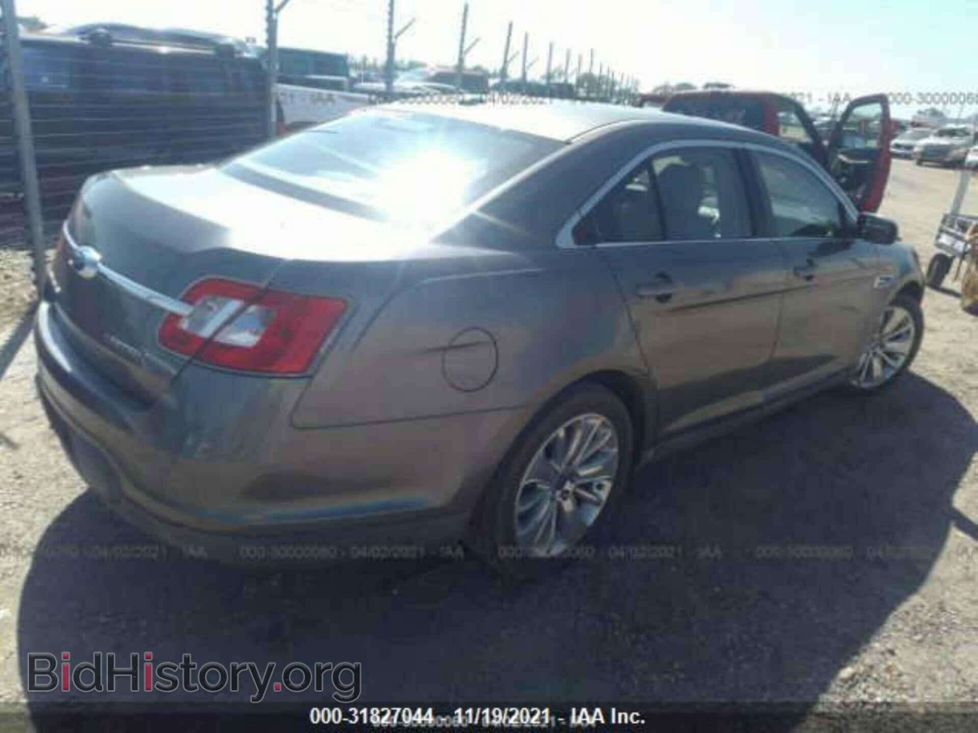 2011 FORD TAURUS - VIN: 1FAHP2FWXBG151238 - Фото 4
