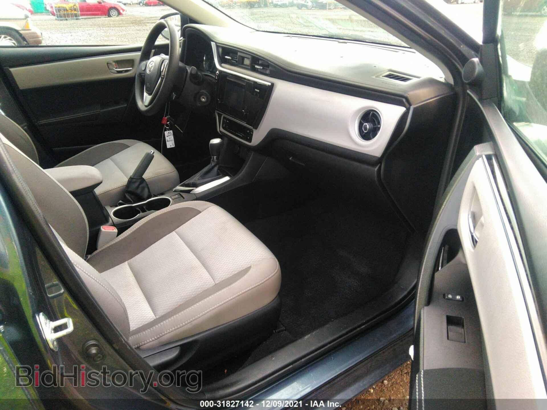 2017 TOYOTA COROLLA - VIN: 2T1BURHEXHC958484 - Фото 5