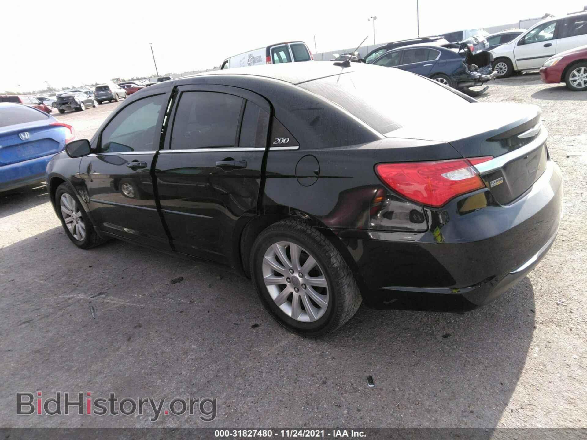 2012 CHRYSLER 200 - VIN: 1C3CCBBG2CN256355 - Photo 3