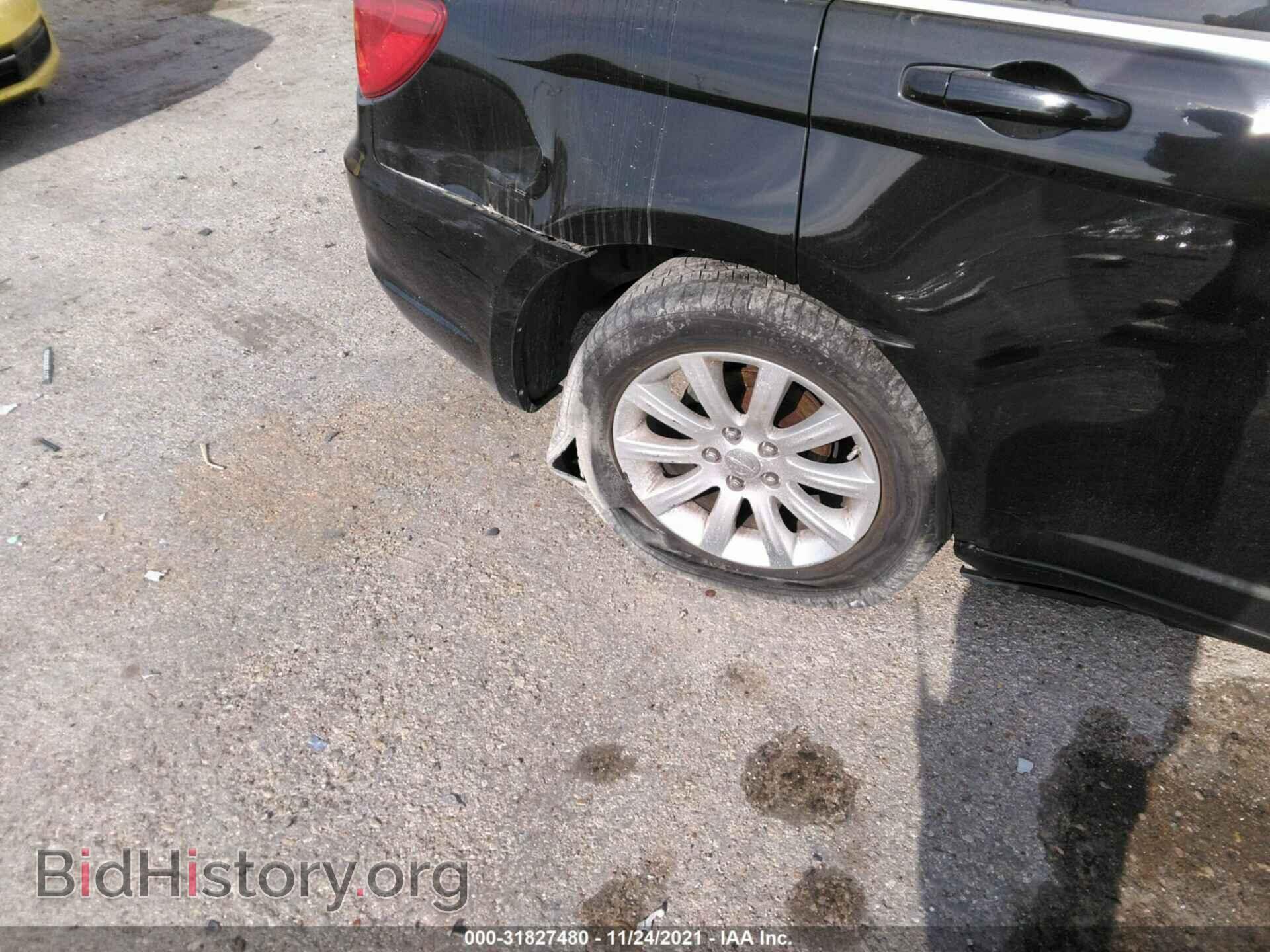 2012 CHRYSLER 200 - VIN: 1C3CCBBG2CN256355 - Photo 6