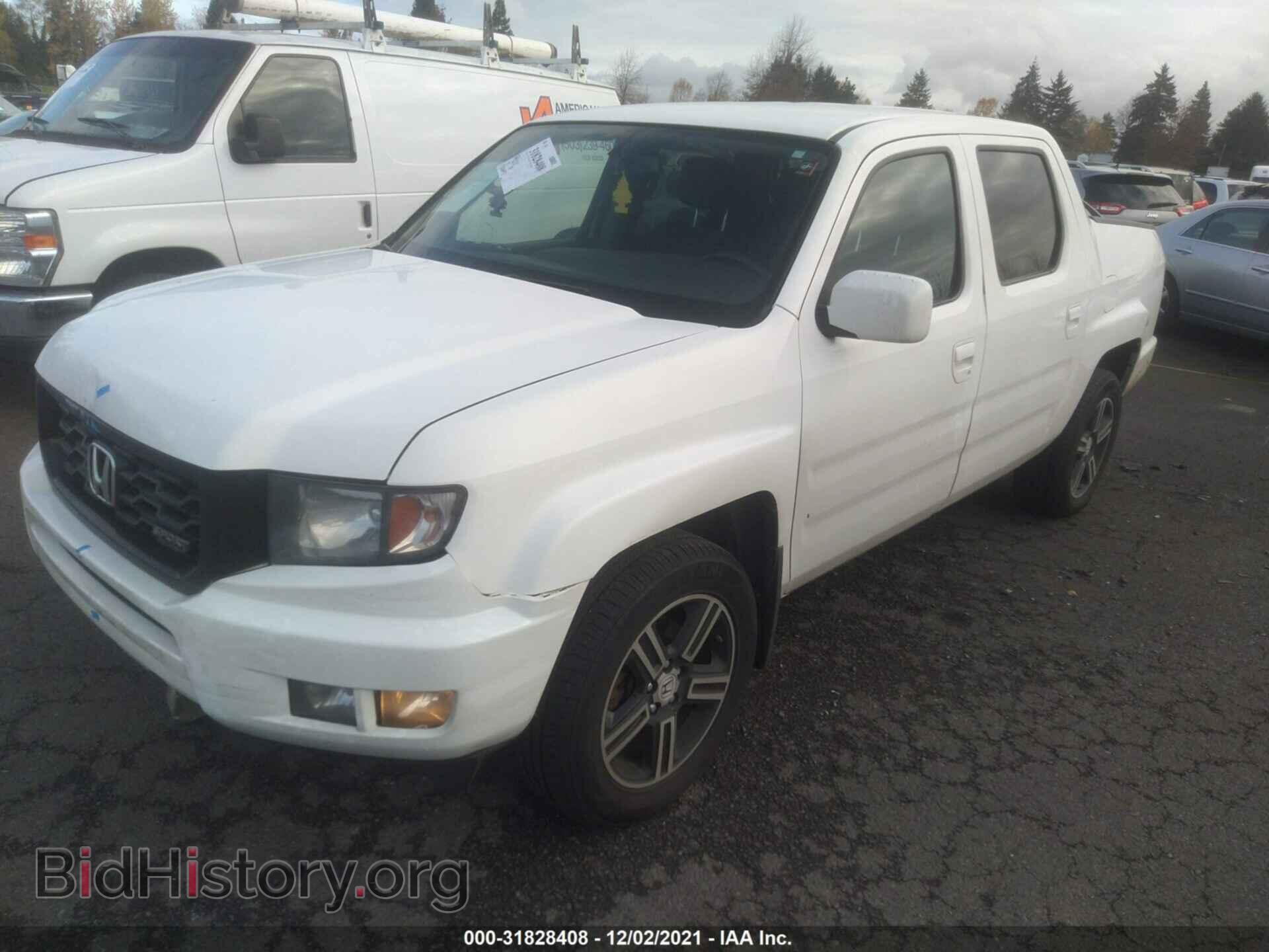 2013 HONDA RIDGELINE - VIN: 5FPYK1F78DB502891 - Фото 2