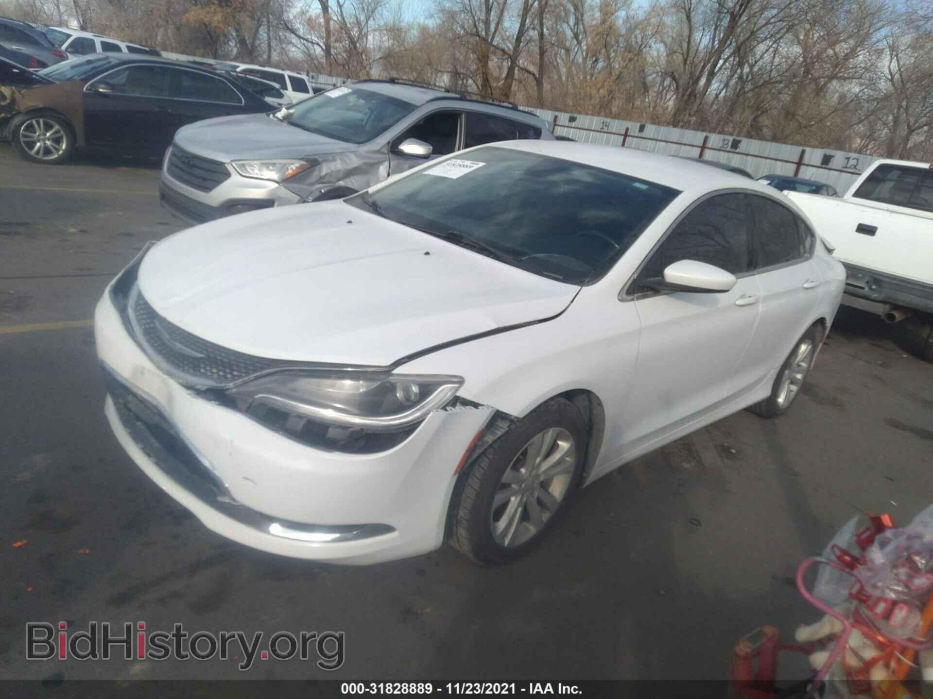2015 CHRYSLER 200 - VIN: 1C3CCCAB5FN604262 - Фото 2