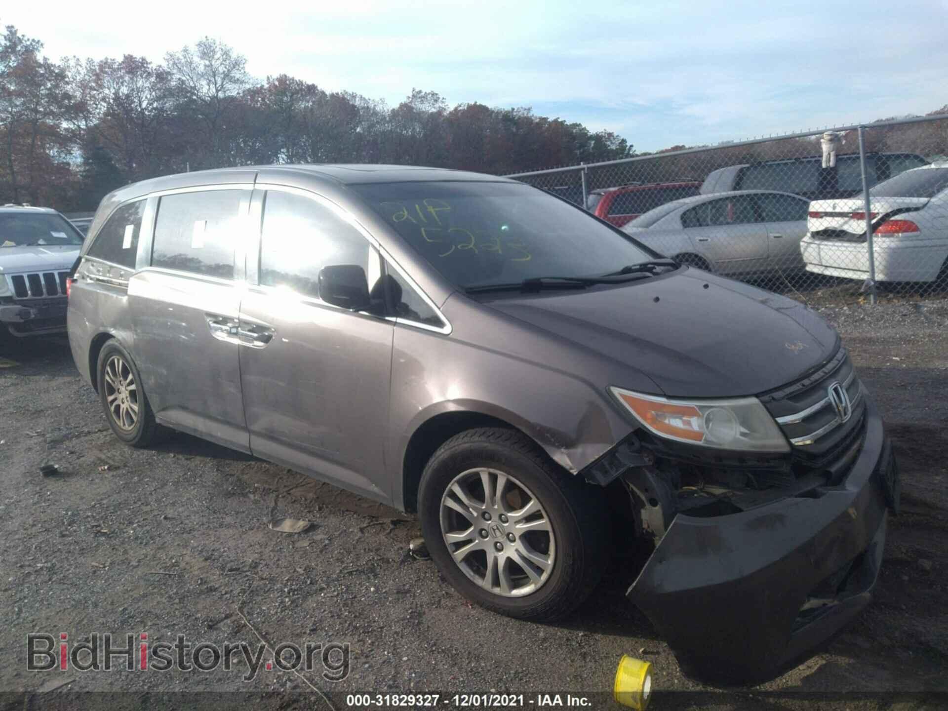 Photo 5FNRL5H64BB067242 - HONDA ODYSSEY 2011