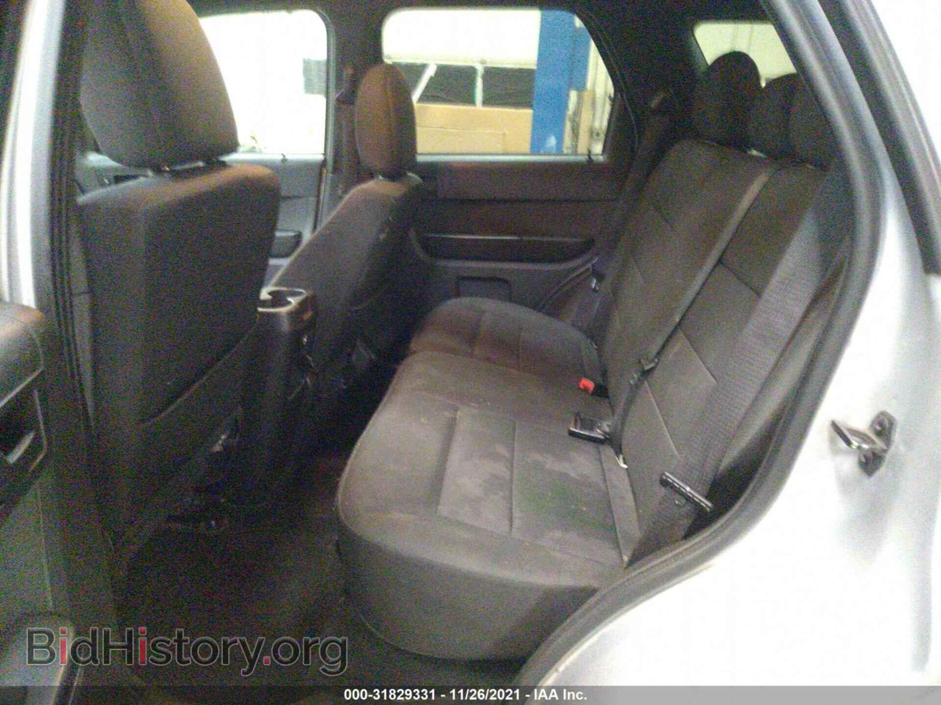 2011 FORD ESCAPE - VIN: 1FMCU9DG4BKC52916 - Фото 8