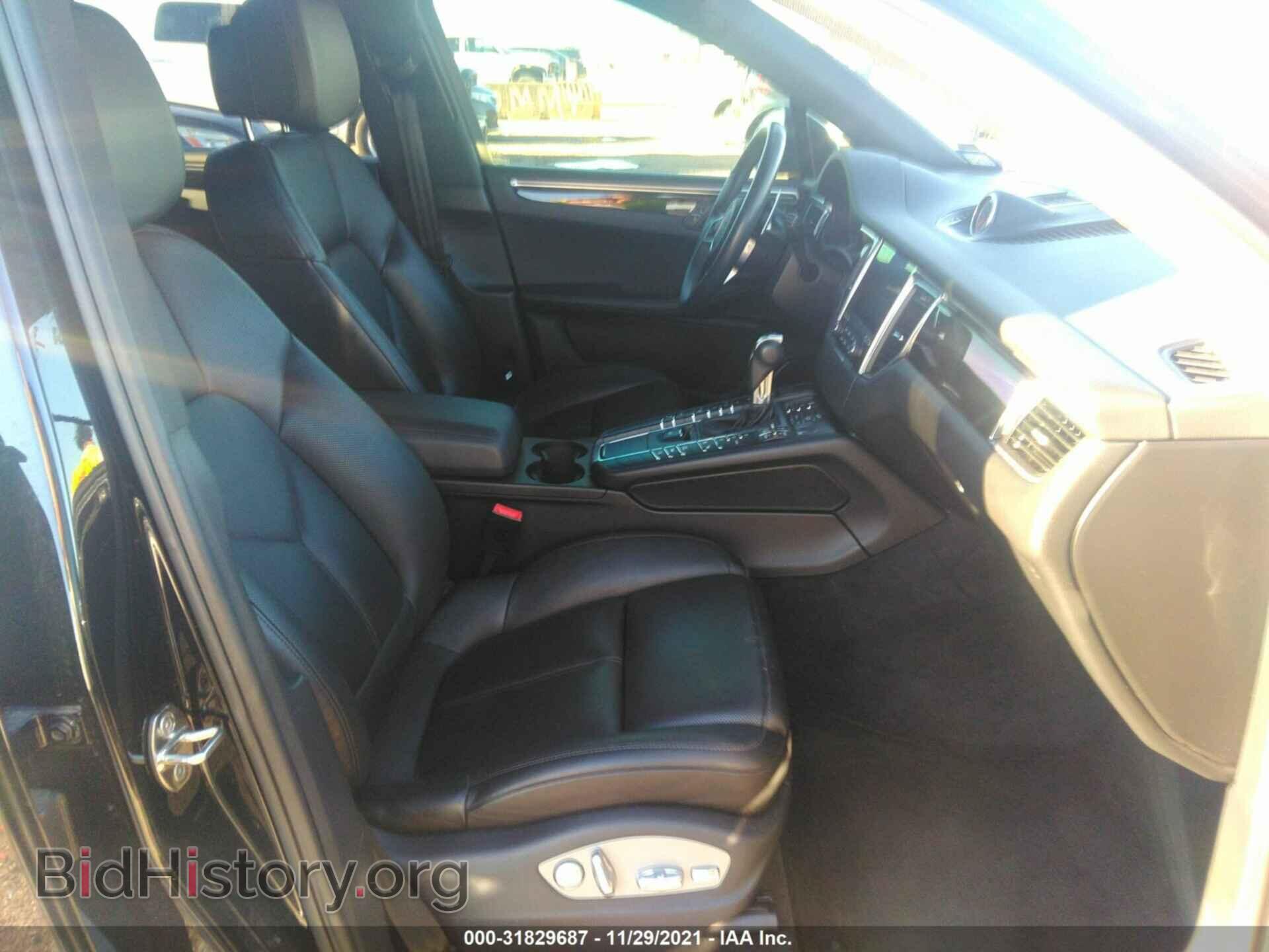 2017 PORSCHE MACAN - VIN: WP1AB2A54HLB11275 - Photo 5