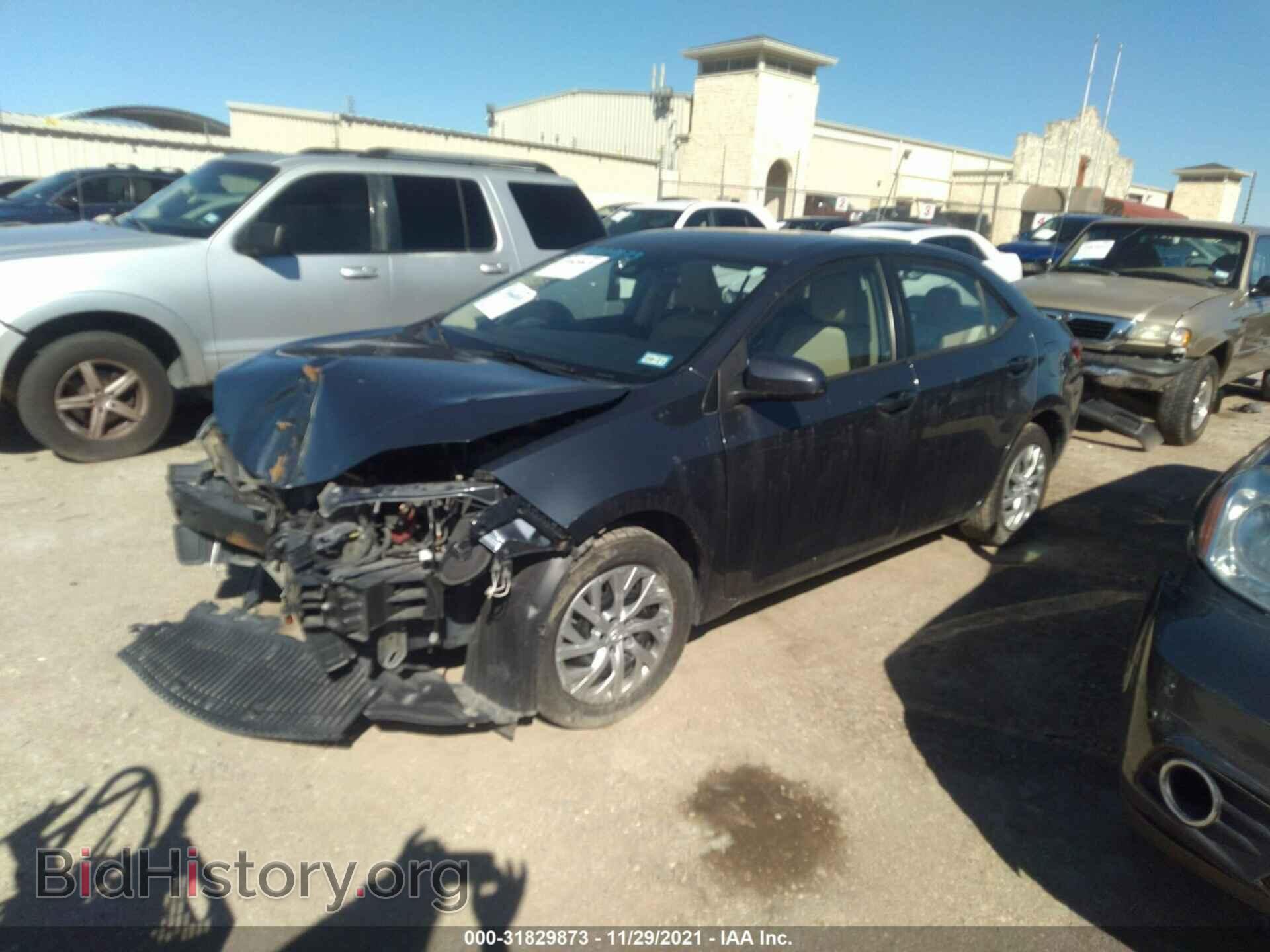 2017 TOYOTA COROLLA - VIN: 5YFBURHE2HP699862 - Фото 2