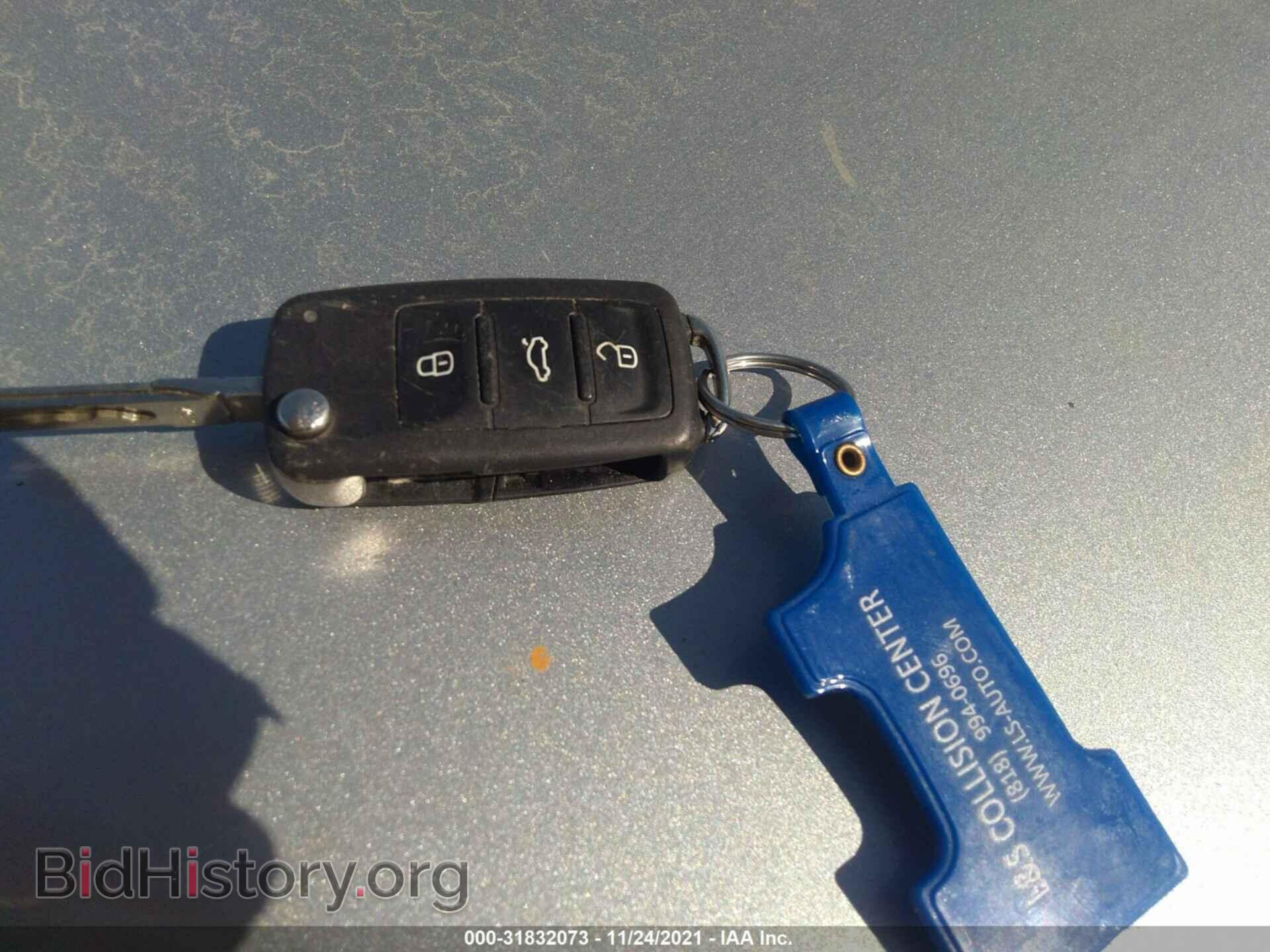 2019 VOLKSWAGEN BEETLE - VIN: 3VWFD7AT8KM709935 - Фото 11