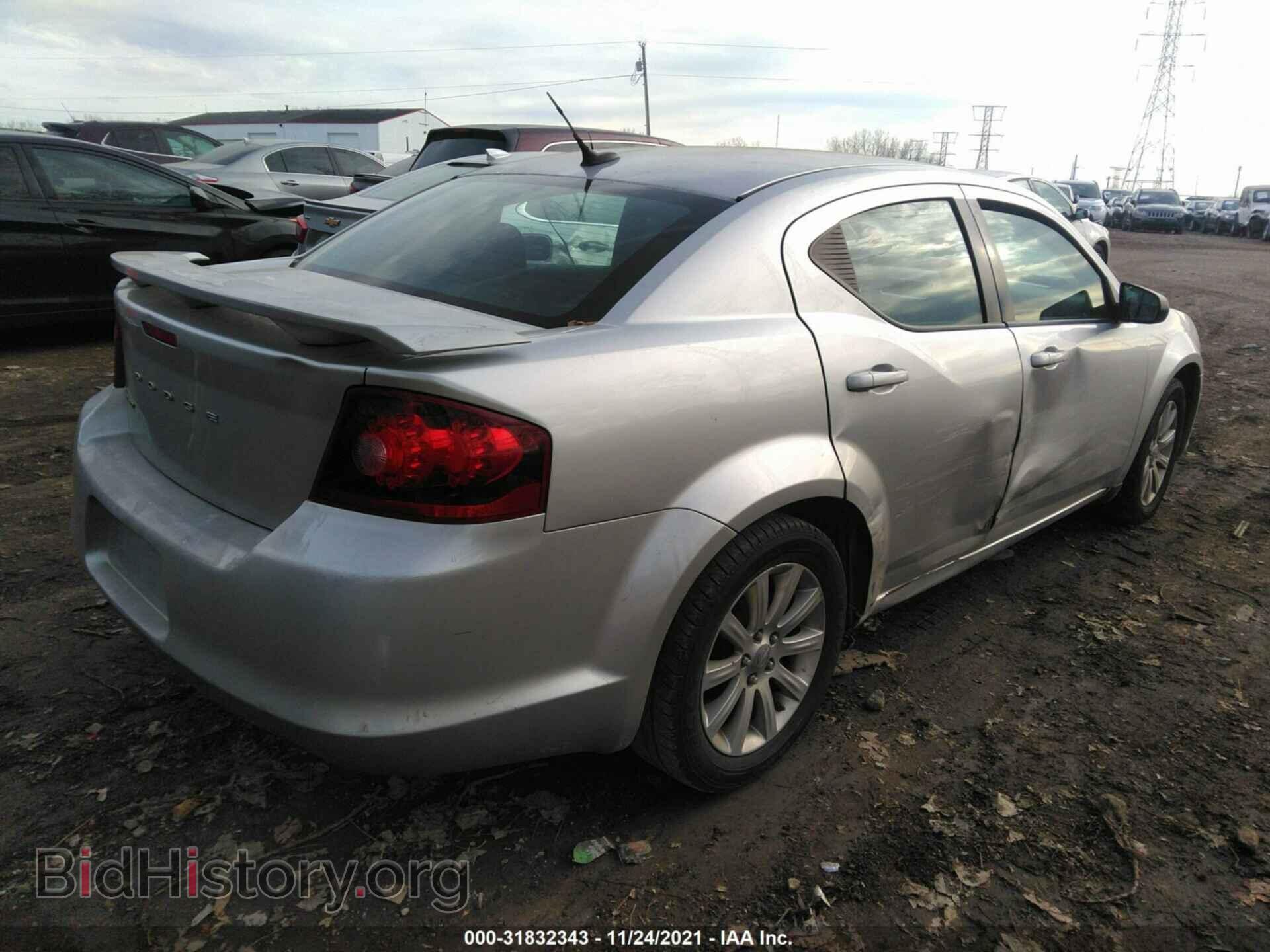 2011 DODGE AVENGER - VIN: 1B3BD4FB7BN608585 - Photo 4