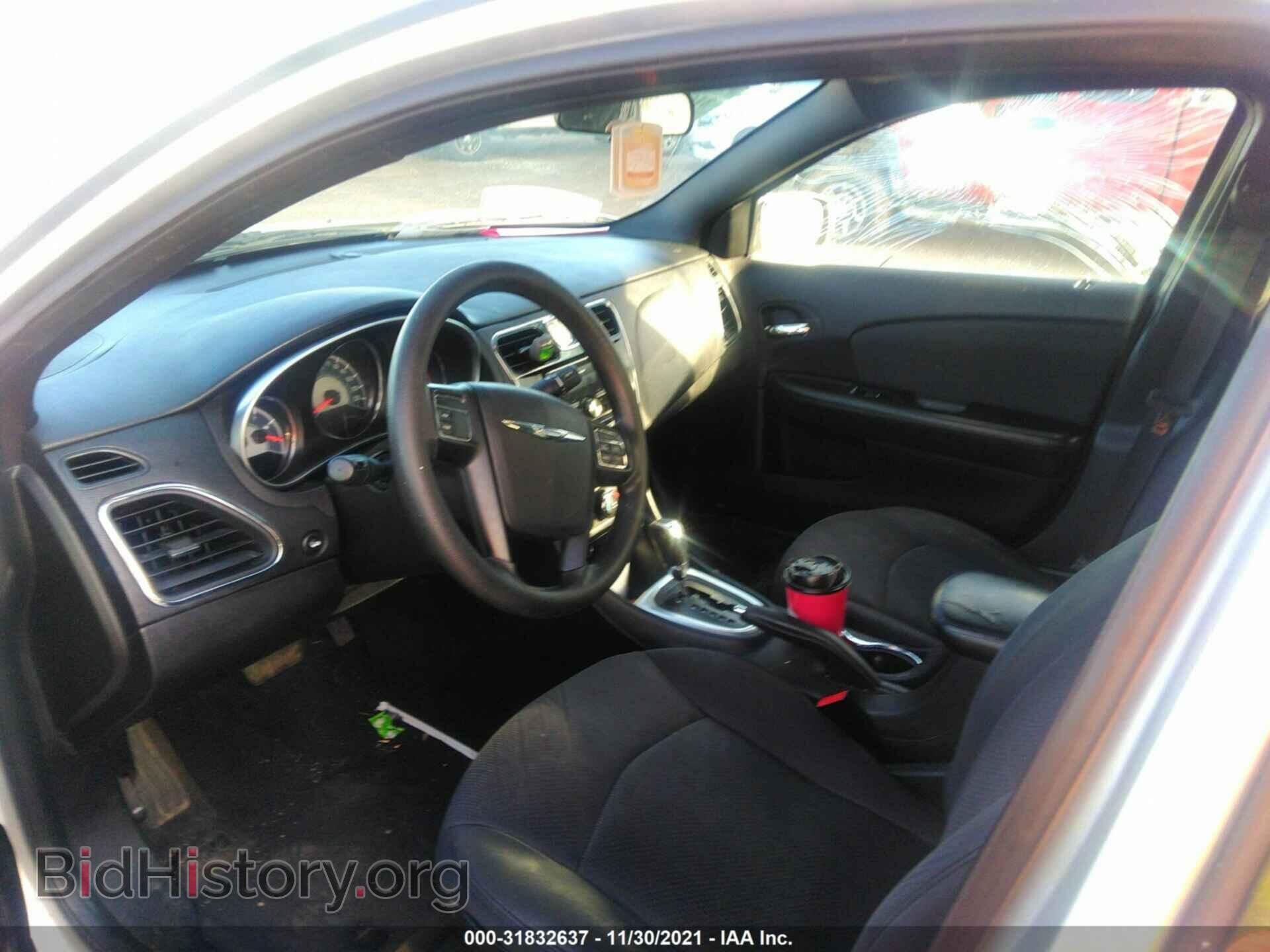 2012 CHRYSLER 200 - VIN: 1C3CCBAB5CN282325 - Фото 5