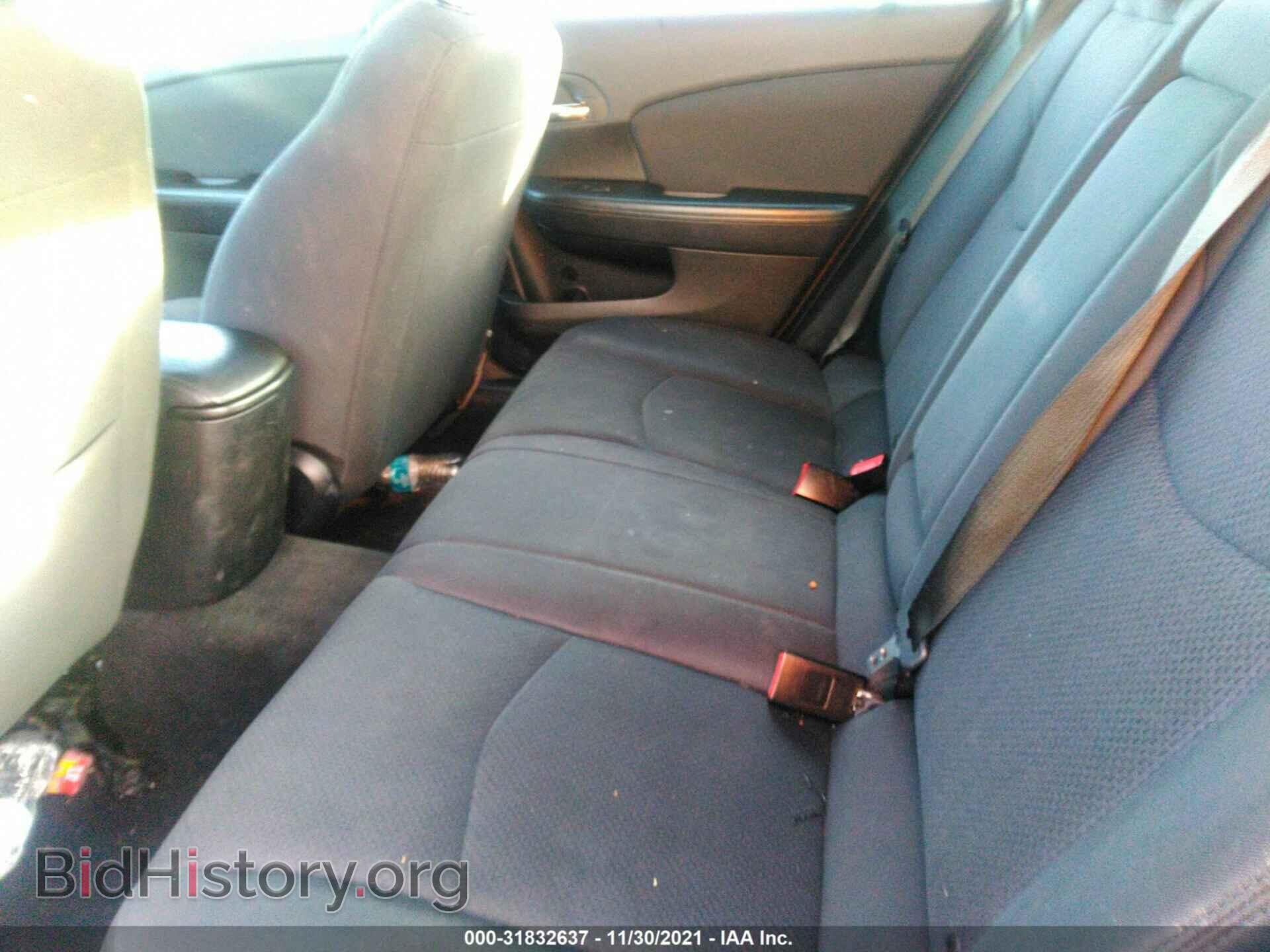 2012 CHRYSLER 200 - VIN: 1C3CCBAB5CN282325 - Фото 8