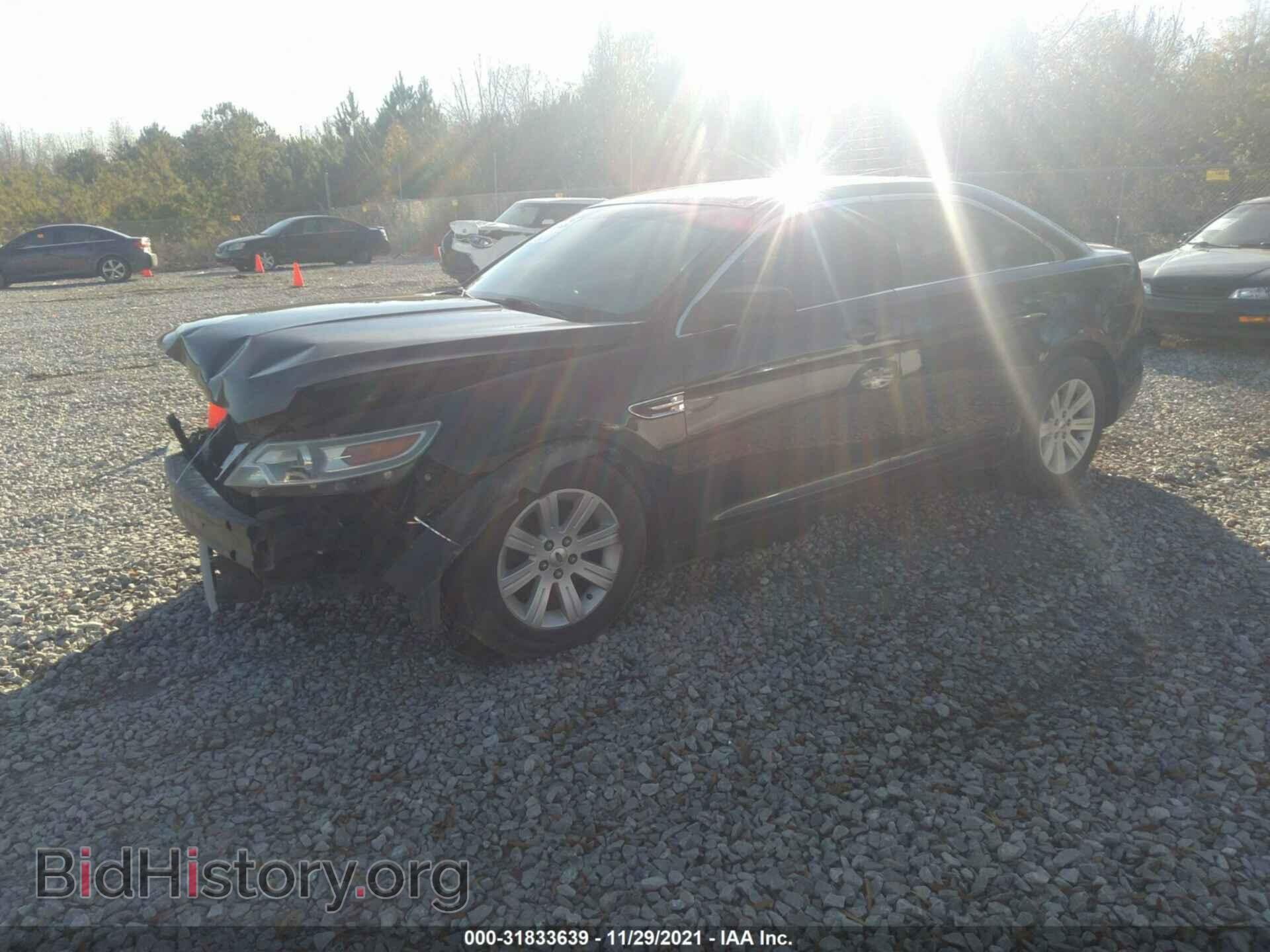2011 FORD TAURUS - VIN: 1FAHP2DW8BG127412 - Photo 2