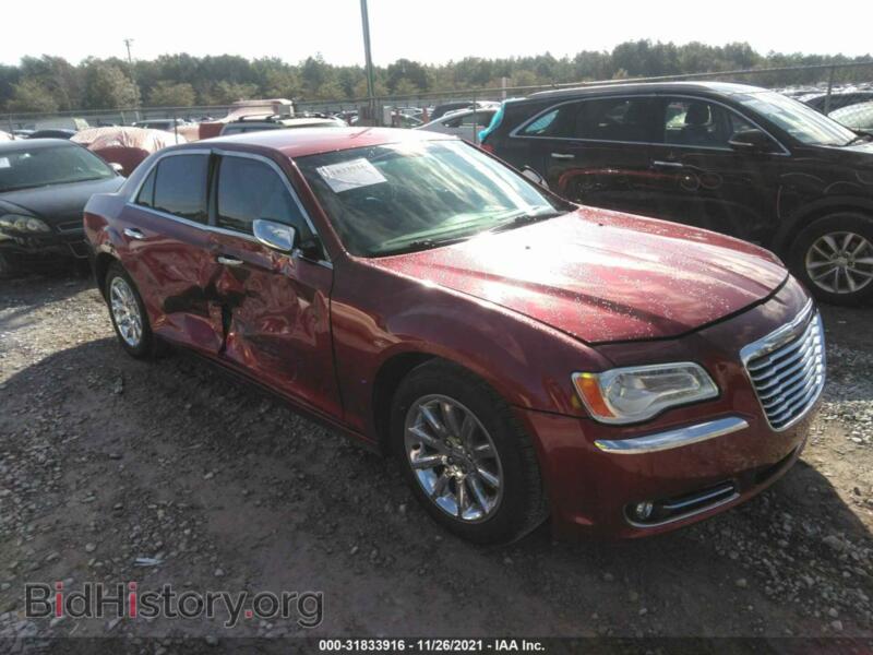 2014 Chrysler 300 300c (VIN 2C3CCAET2EH169733) — фото 1 из 11, IAAI, повреждение: правый бок