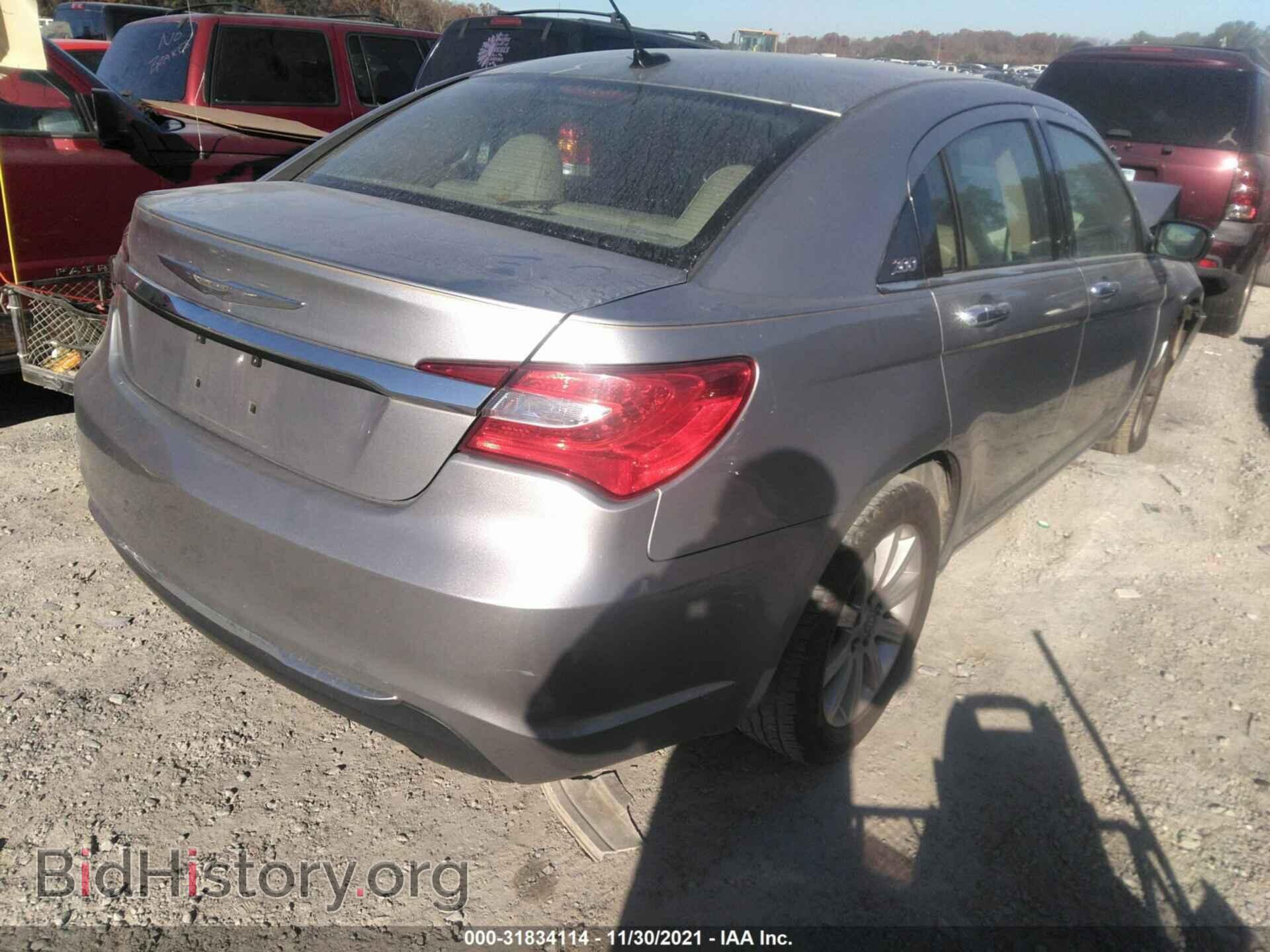 2013 CHRYSLER 200 - VIN: 1C3CCBCB7DN568028 - Фото 4