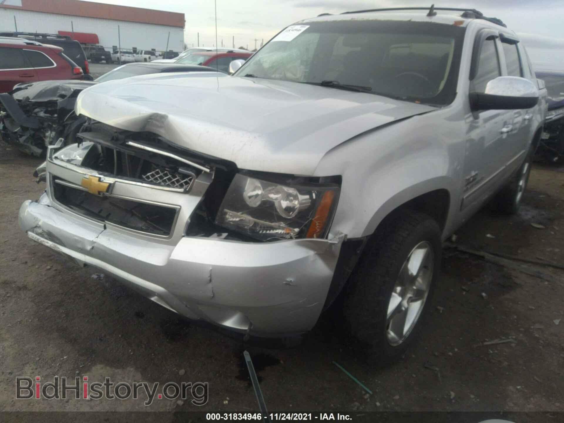 2013 CHEVROLET AVALANCHE - VIN: 3GNMCEE05DG271398 - Фото 2