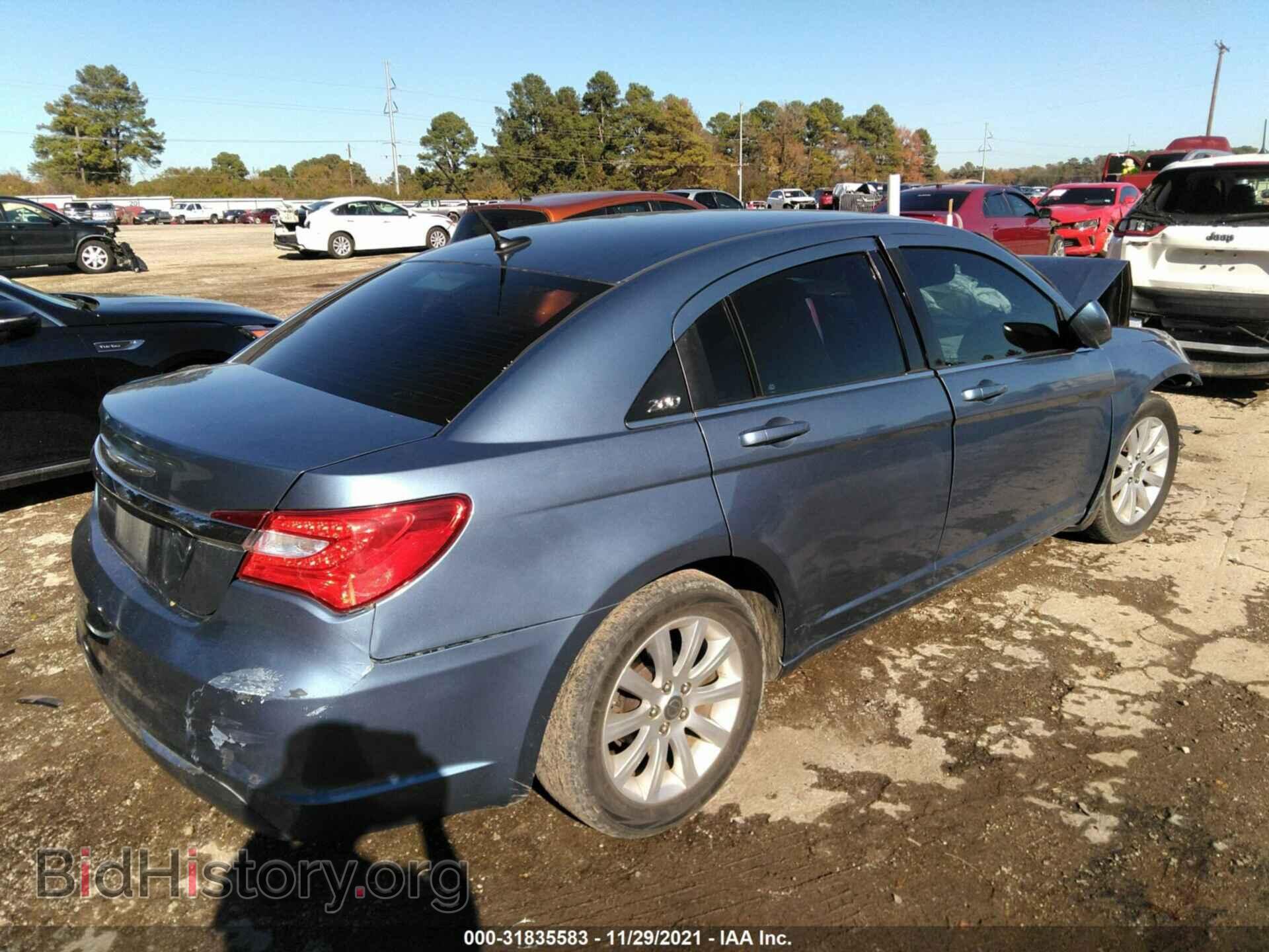 2011 CHRYSLER 200 - VIN: 1C3BC1FB9BN539449 - Фото 4
