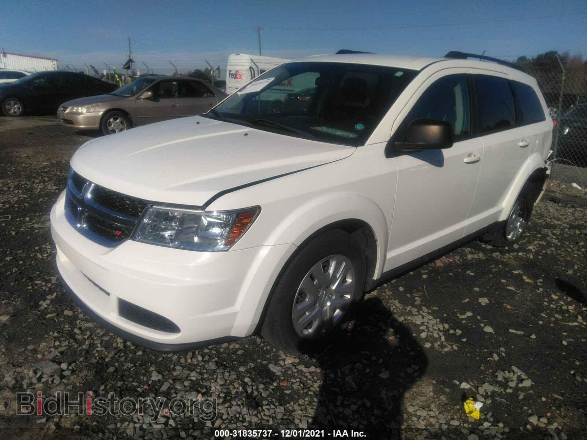 2018 DODGE JOURNEY - VIN: 3C4PDCAB3JT248610 - Фото 2