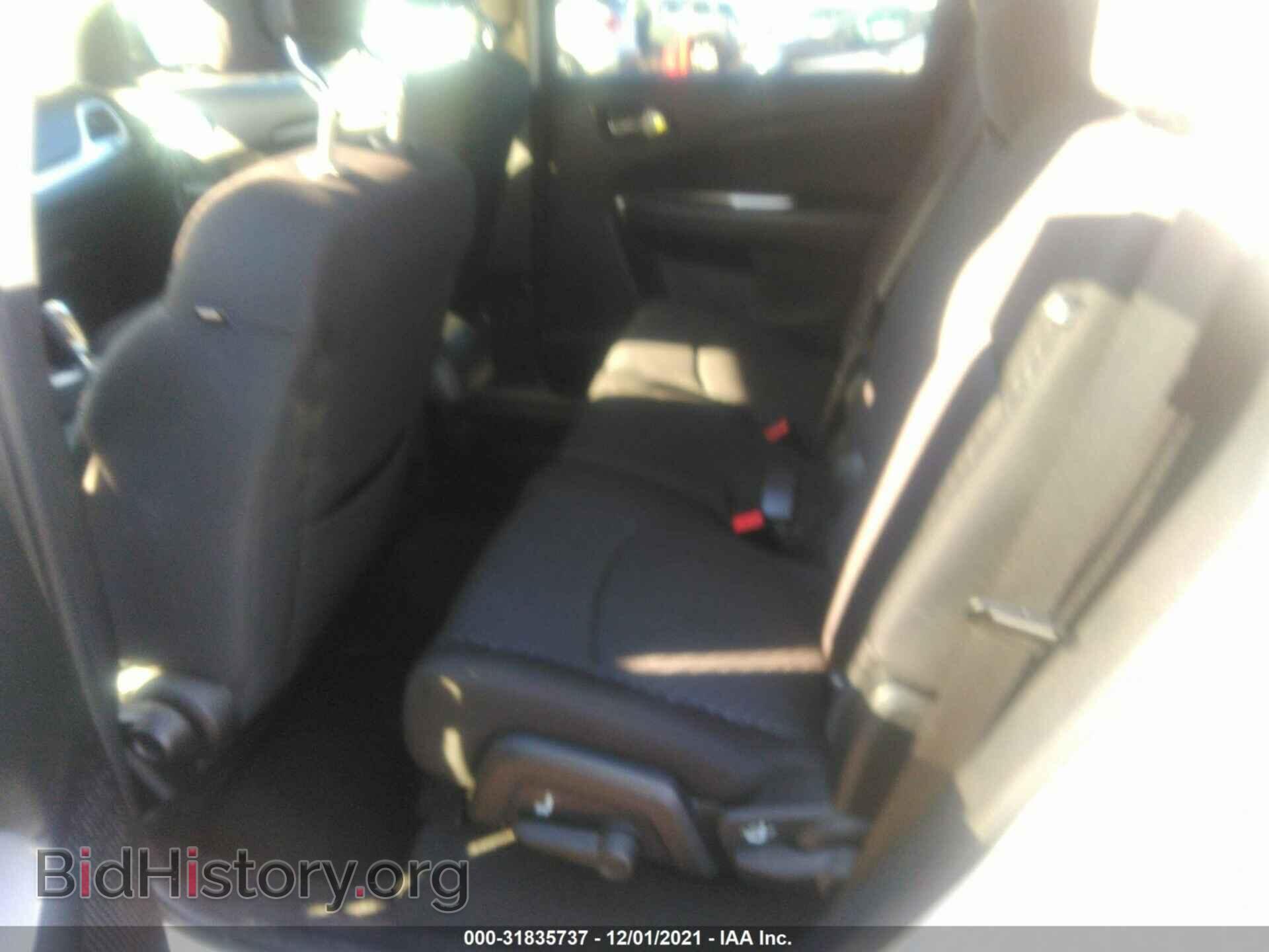 2018 DODGE JOURNEY - VIN: 3C4PDCAB3JT248610 - Фото 8