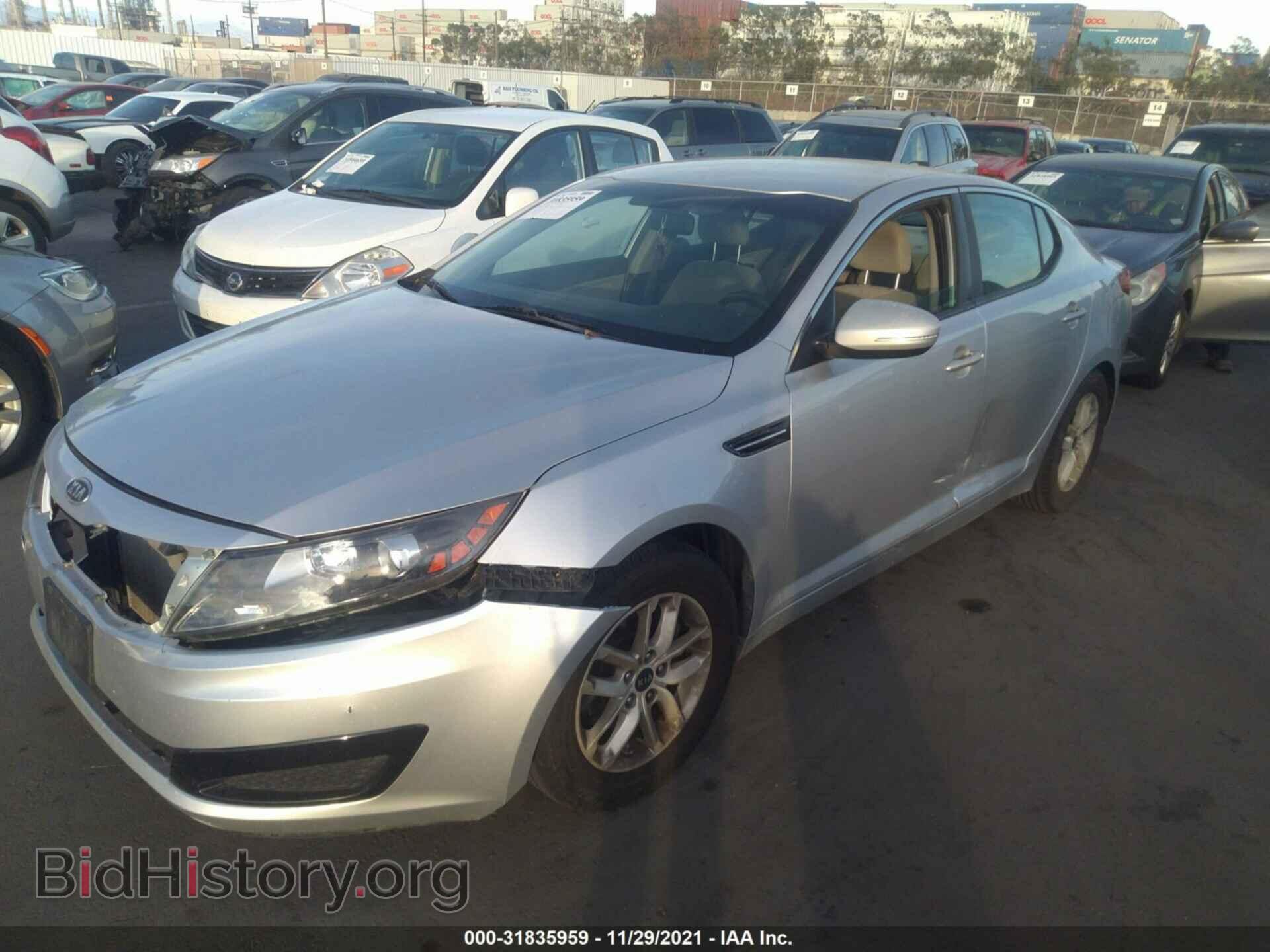 2011 KIA OPTIMA - VIN: KNAGM4A79B5052154 - Фото 2
