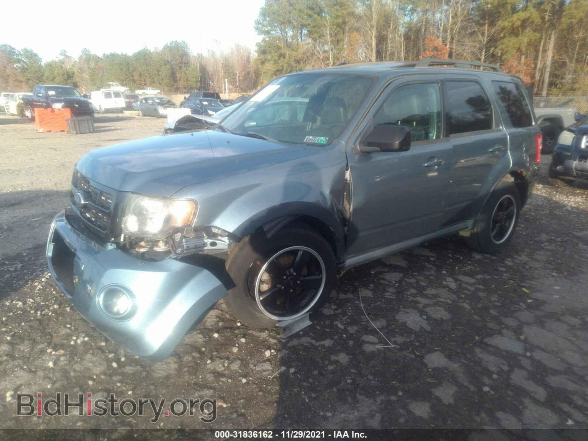 2011 FORD ESCAPE - VIN: 1FMCU9DG0BKB58421 - Фото 2