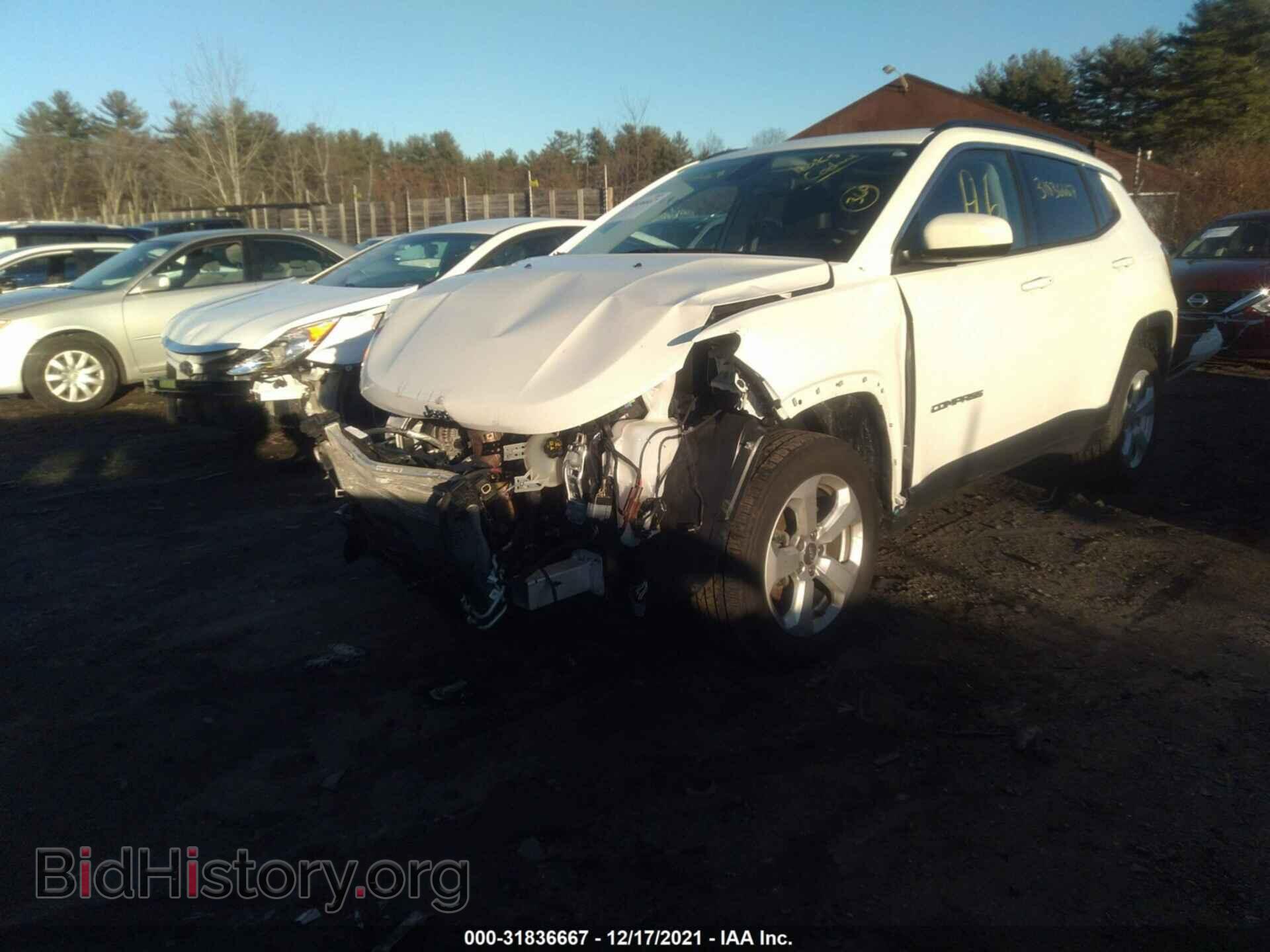 2019 JEEP COMPASS - VIN: 3C4NJDBB9KT813755 - Photo 2