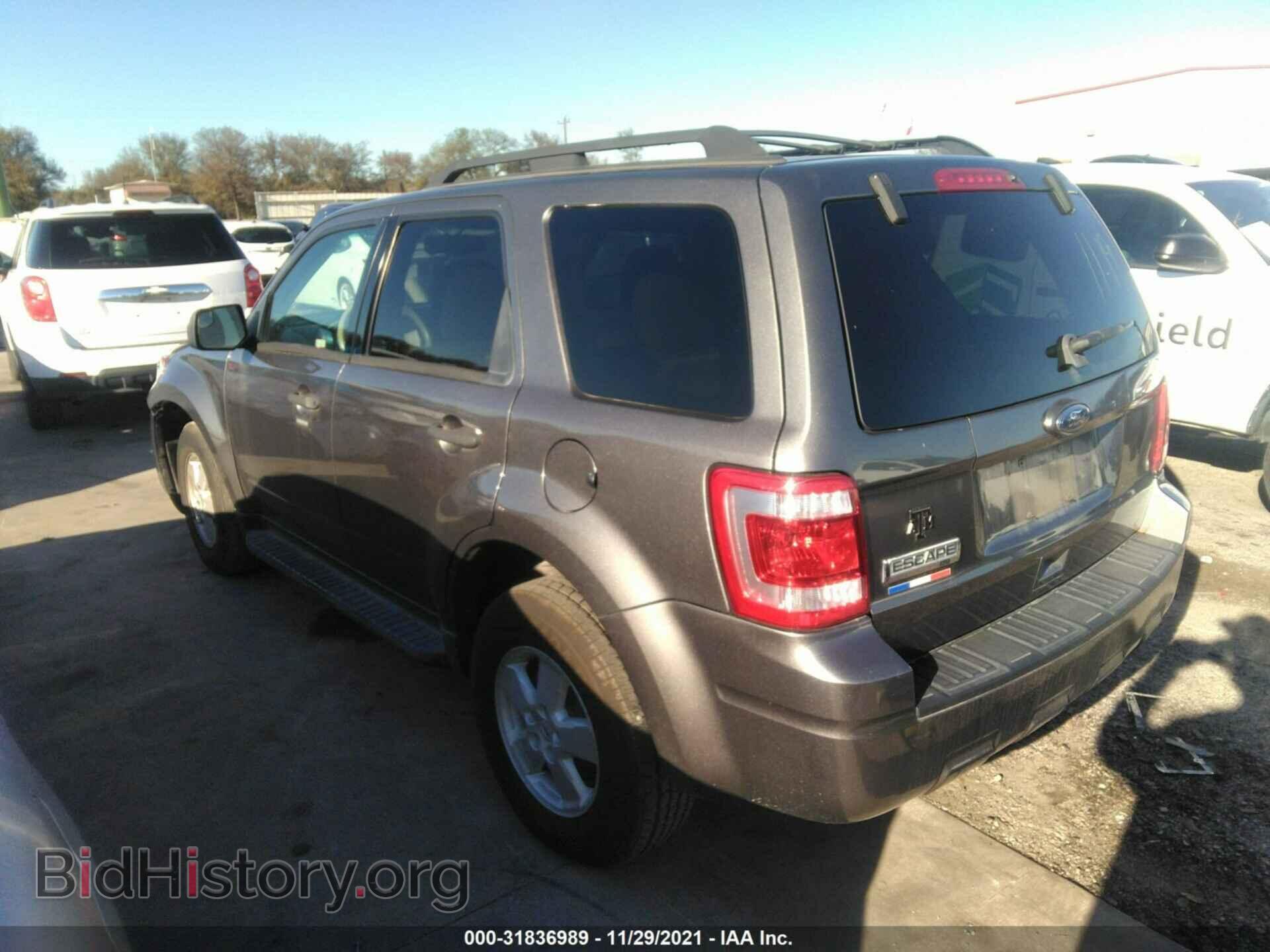 2010 FORD ESCAPE - VIN: 1FMCU0D75AKB24680 - Фото 3