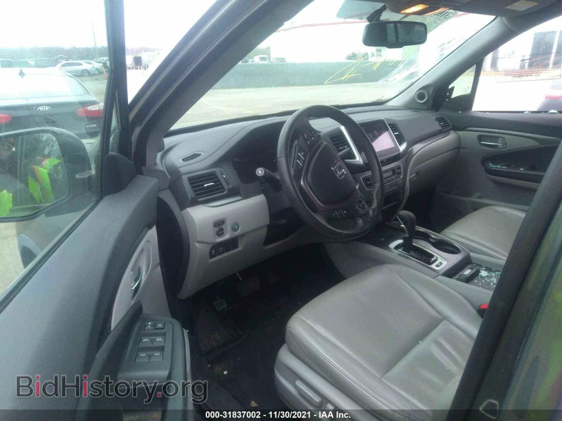 2017 HONDA RIDGELINE - VIN: 5FPYK3F64HB024610 - Фото 5