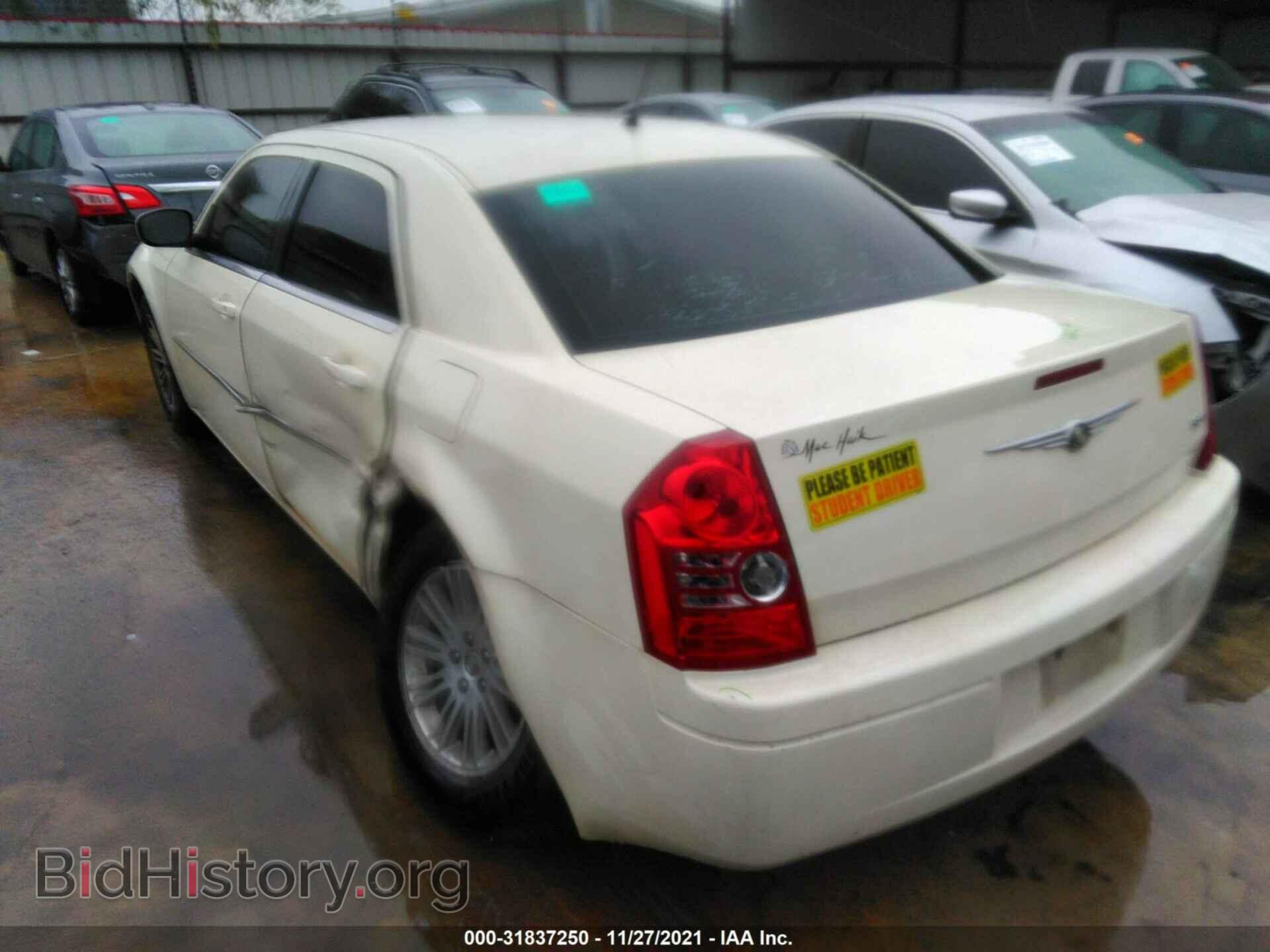 2008 CHRYSLER 300 - VIN: 2C3LA43R58H257646 - Photo 6