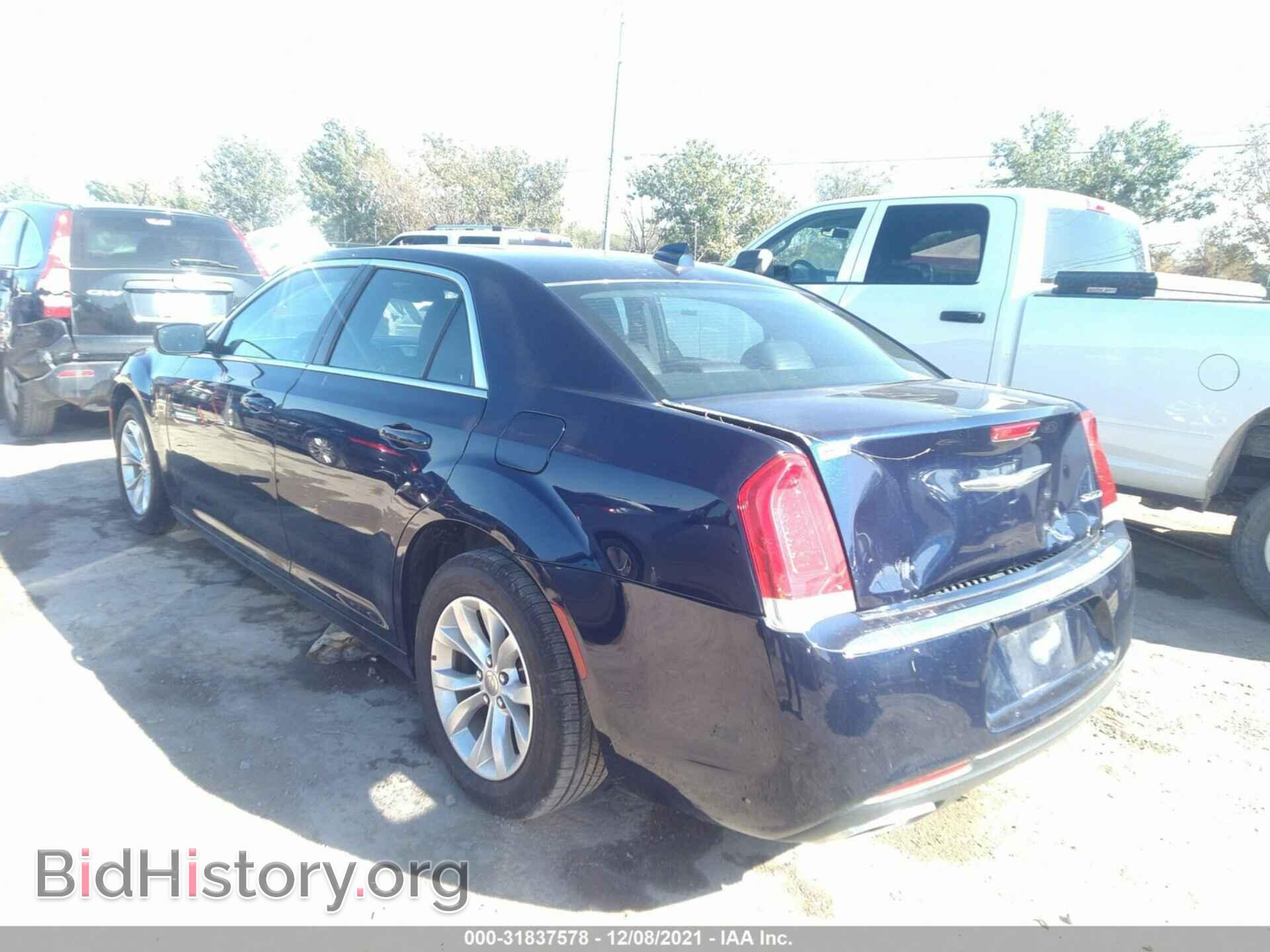 2016 CHRYSLER 300 - VIN: 2C3CCAAG5GH238300 - Фото 3