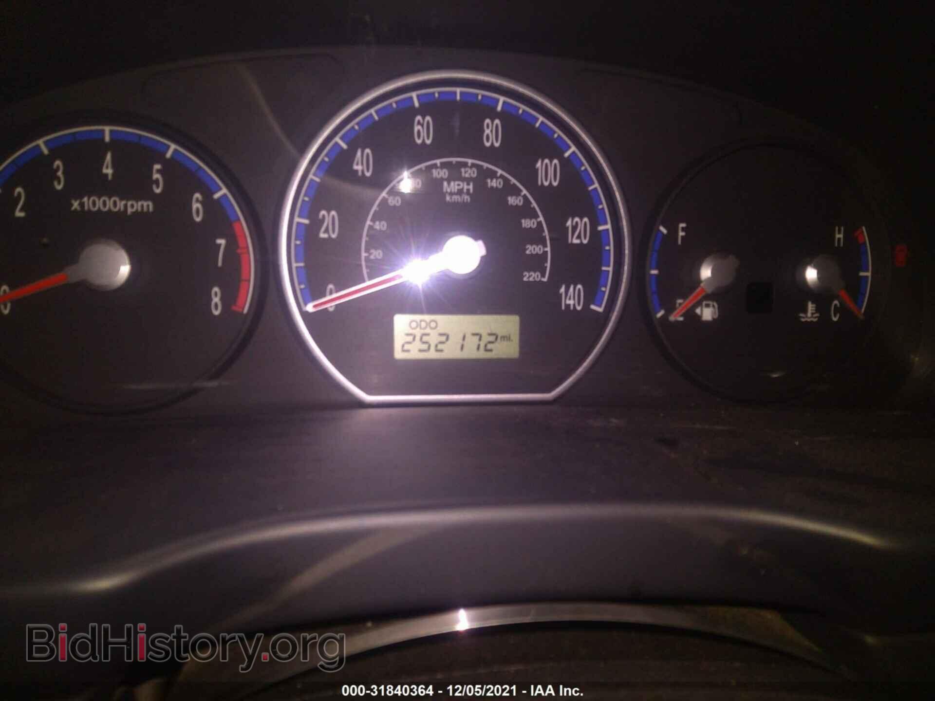 2009 HYUNDAI SANTA FE - VIN: 5NMSG13D09H323860 - Фото 7