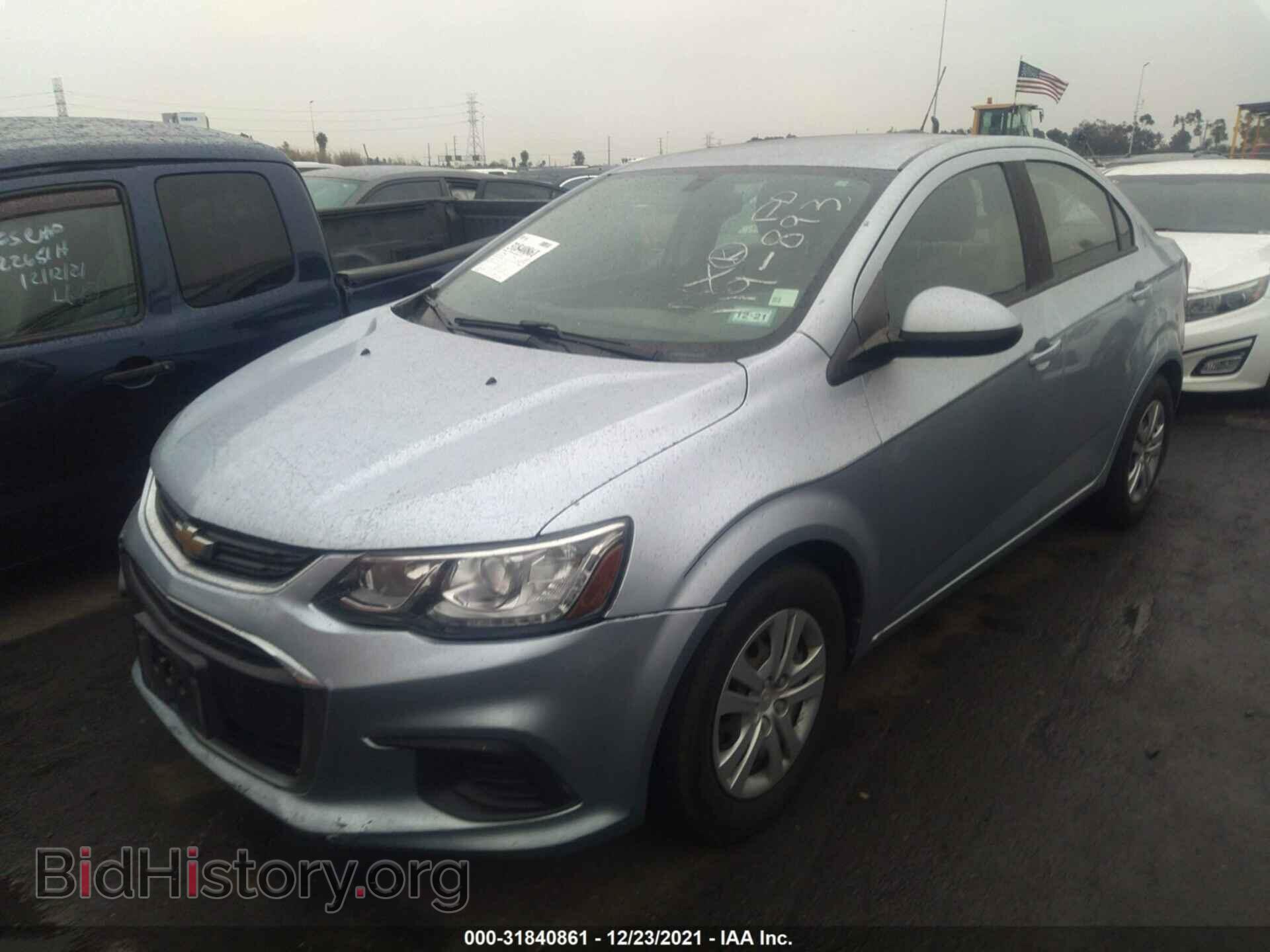 2017 CHEVROLET SONIC - VIN: 1G1JB5SH2H4119843 - Фото 2