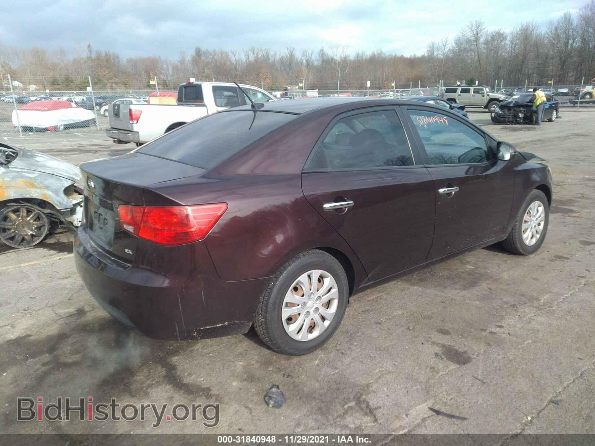 2011 KIA FORTE - VIN: KNAFU4A22B5358564 - Фото 4