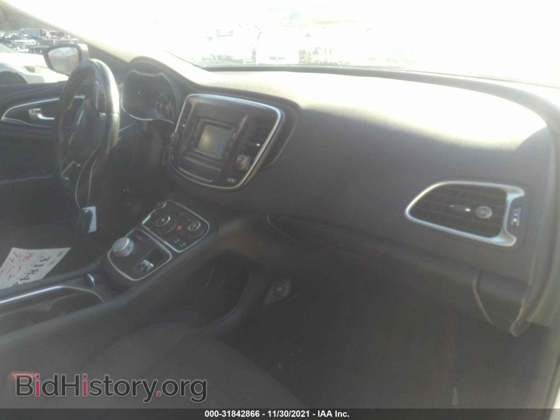 2016 CHRYSLER 200 - VIN: 1C3CCCAB5GN164514 - Фото 5