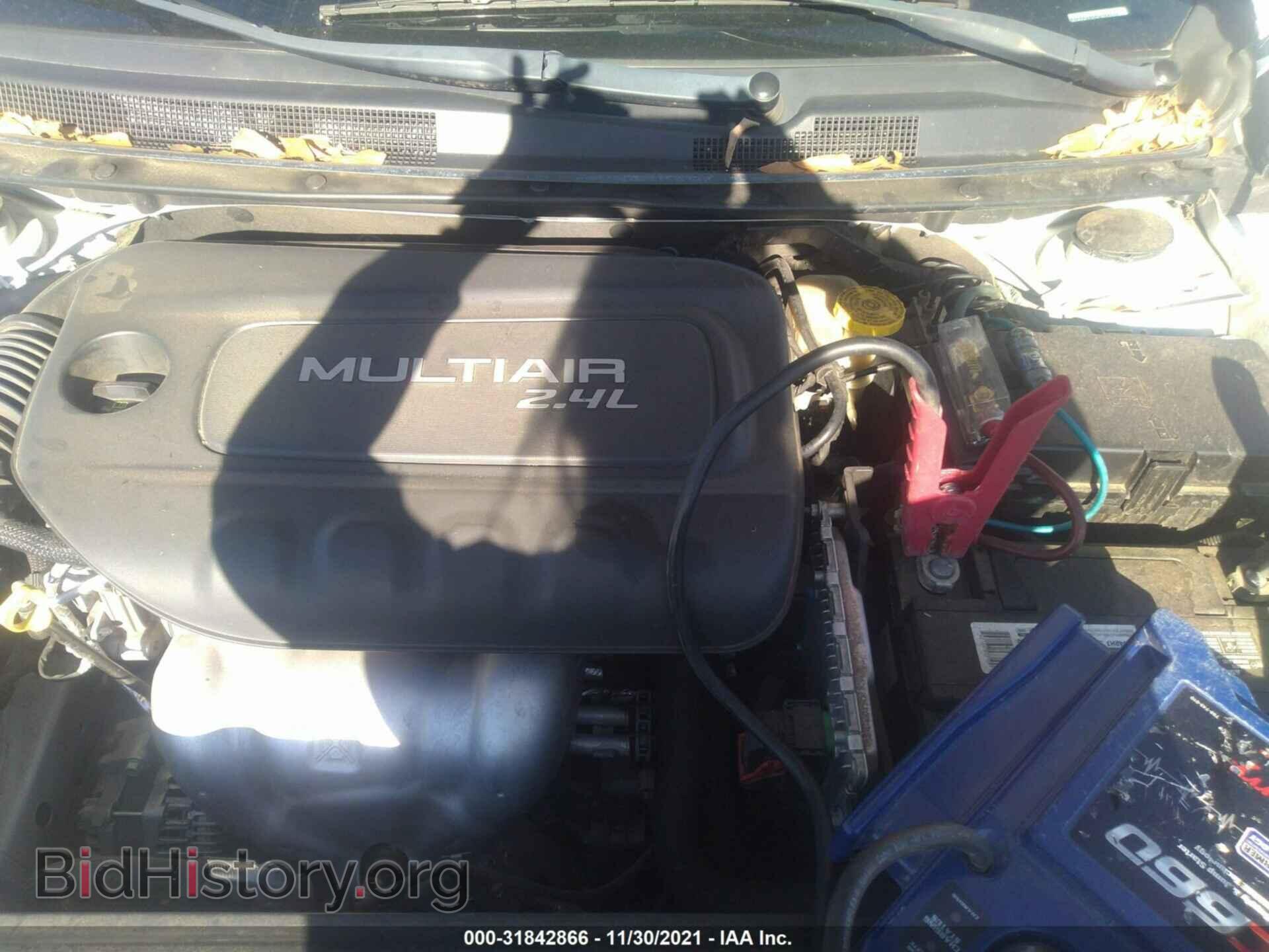 2016 CHRYSLER 200 - VIN: 1C3CCCAB5GN164514 - Фото 10