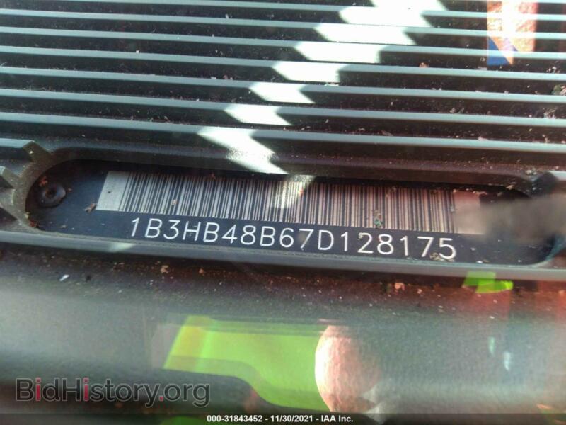 2007 Dodge CALIBER (VIN 1B3HB48B67D128175) — photo 9 of 15