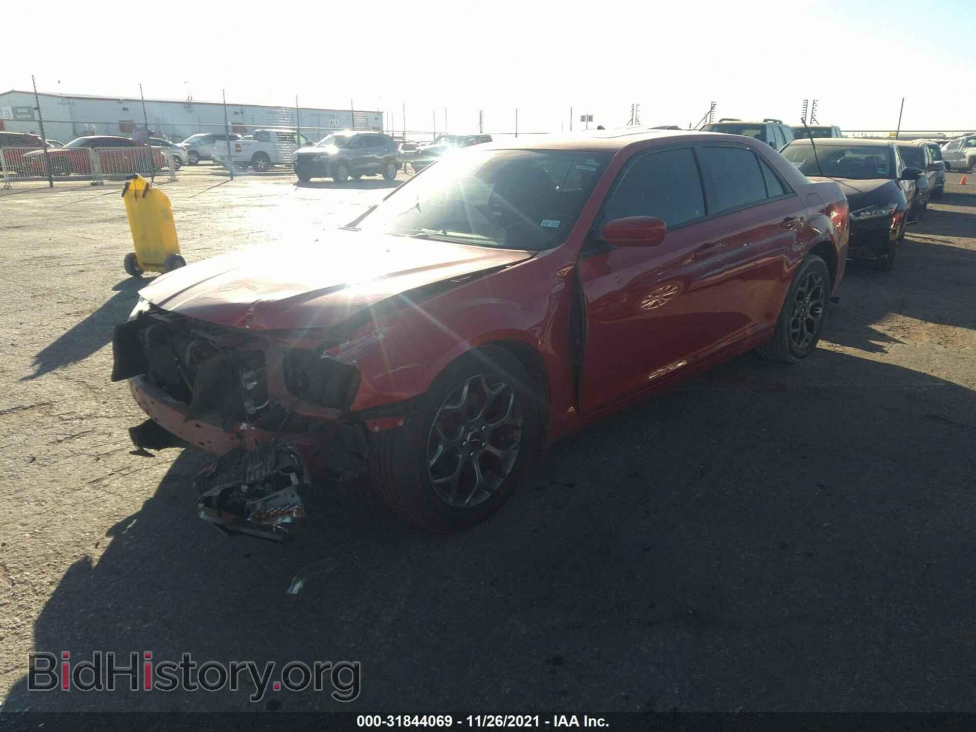 2015 CHRYSLER 300 - VIN: 2C3CCAGG4FH887429 - Фото 2
