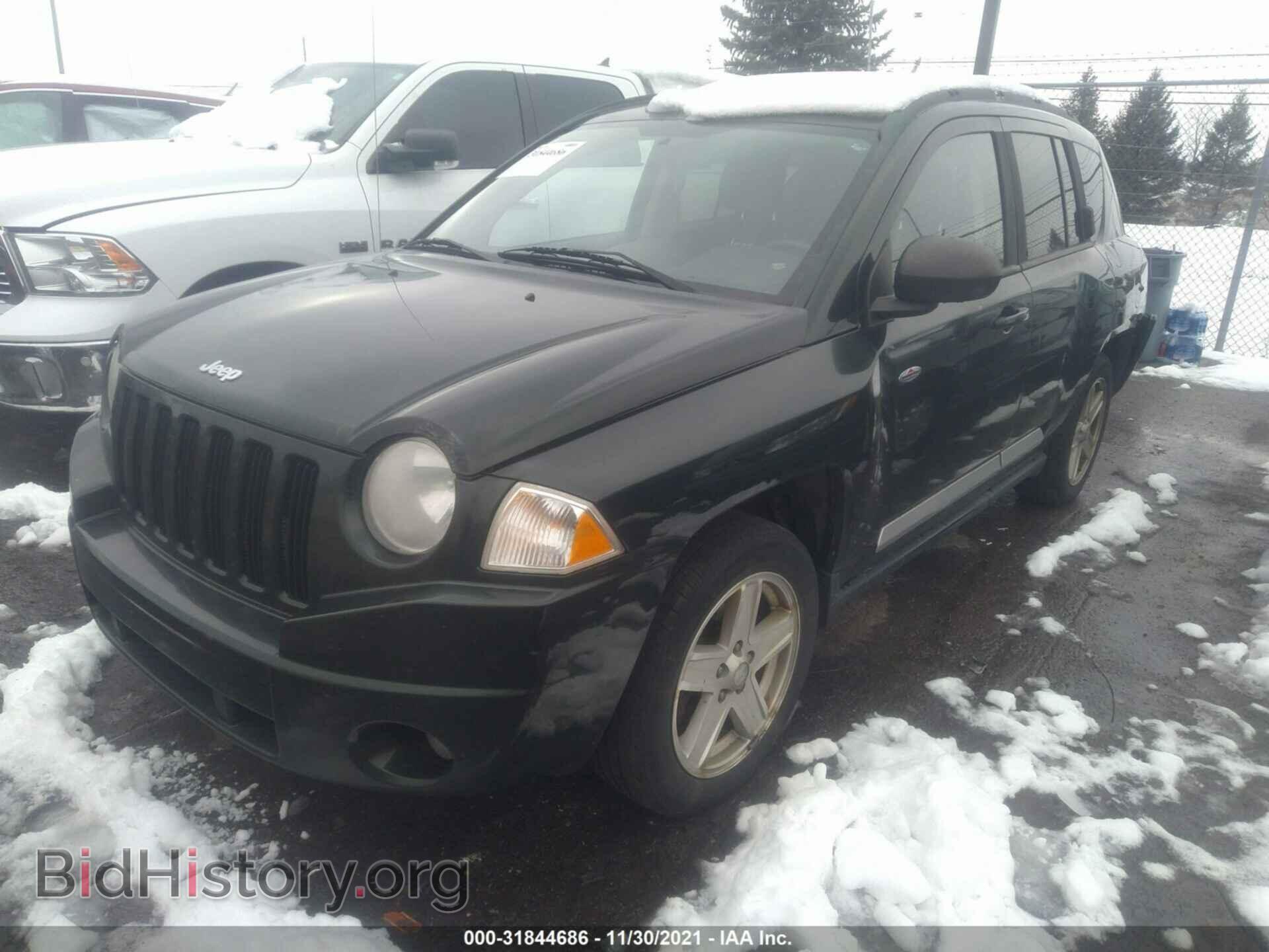 2010 JEEP COMPASS - VIN: 1J4NF4FB4AD653777 - Фото 2