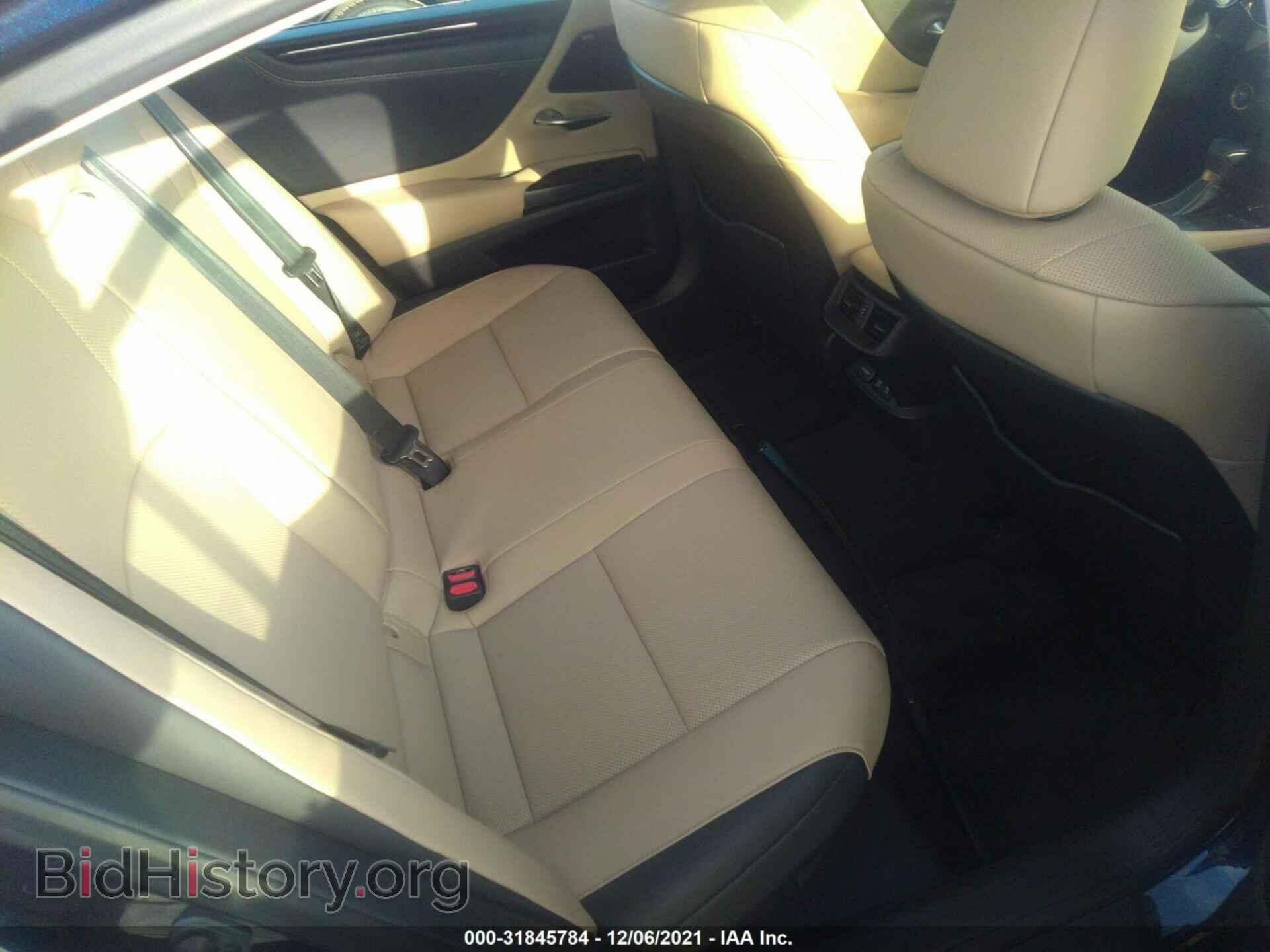 2019 LEXUS ES - VIN: JTHB21B16K2017969 - Photo 8