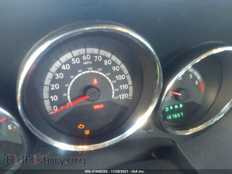 2011 Dodge CALIBER (VIN 1B3CB5HA5BD181708) — фото 7 из 11
