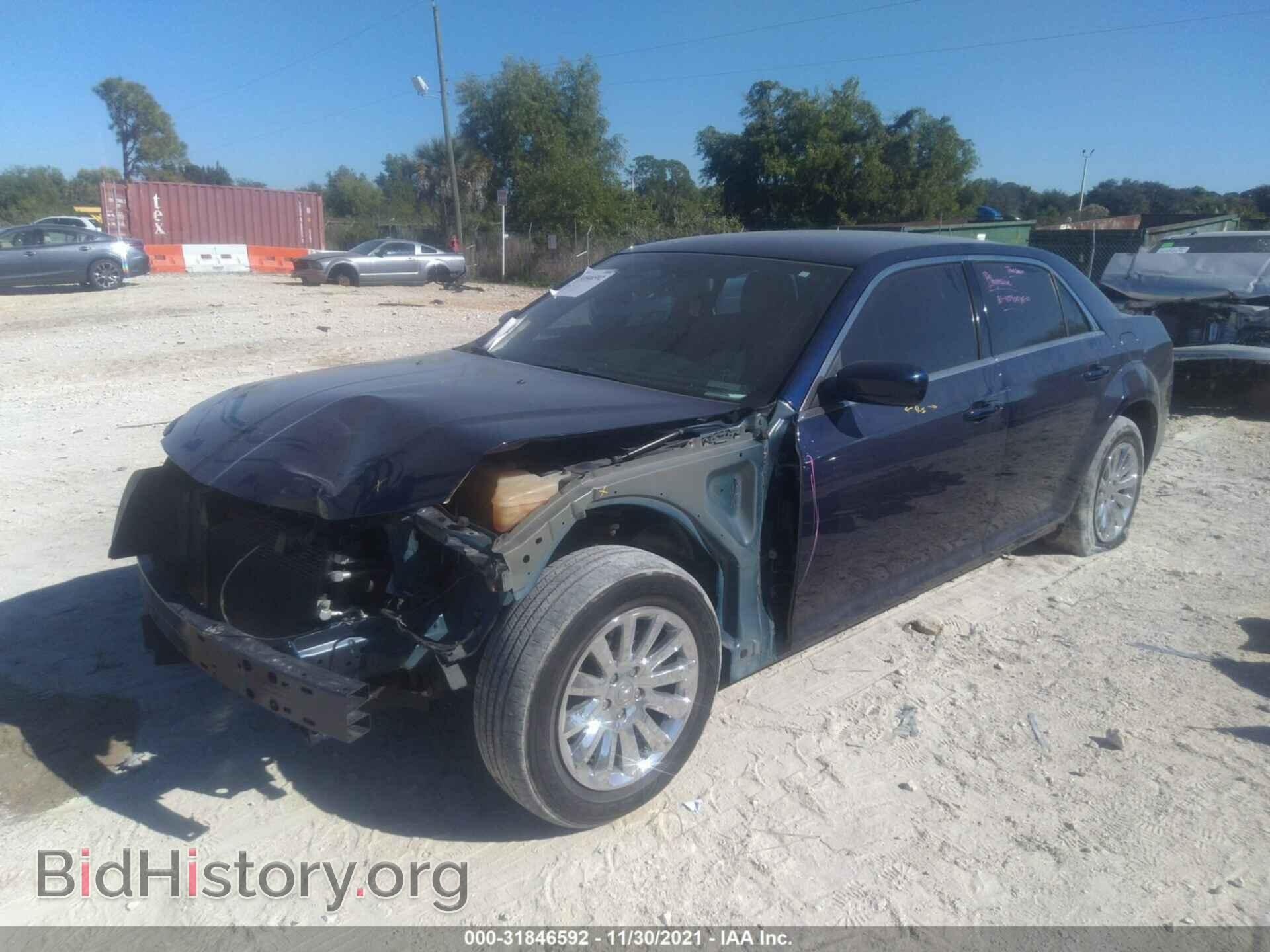 2014 CHRYSLER 300 - VIN: 2C3CCAAG7EH354529 - Photo 2