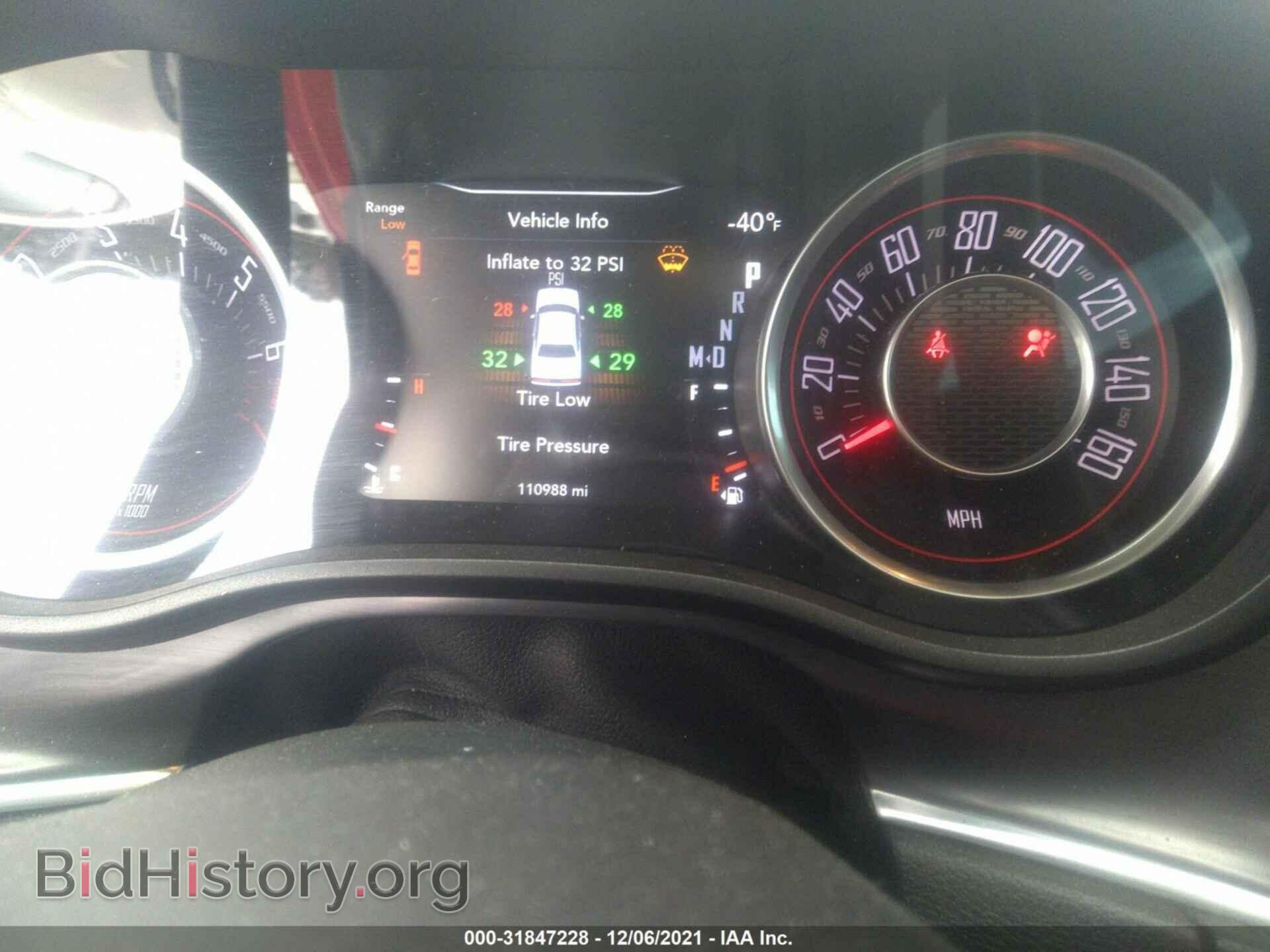 2015 DODGE CHALLENGER - VIN: 2C3CDZAG6FH773873 - Фото 7