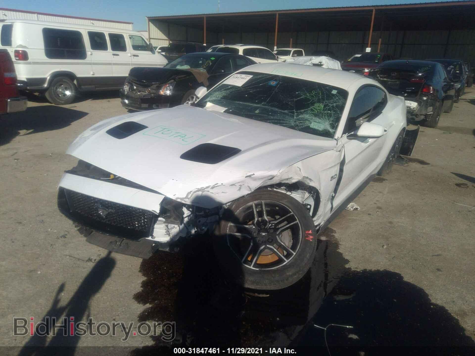 2020 FORD MUSTANG - VIN: 1FA6P8CF5L5175877 - Фото 2
