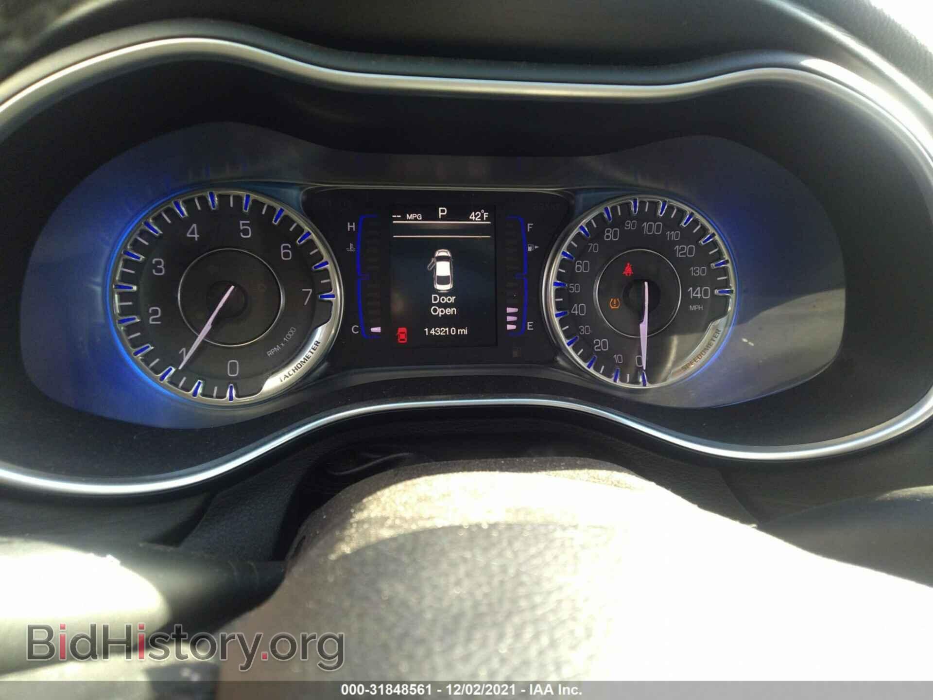 2015 CHRYSLER 200 - VIN: 1C3CCCAB1FN628431 - Photo 7