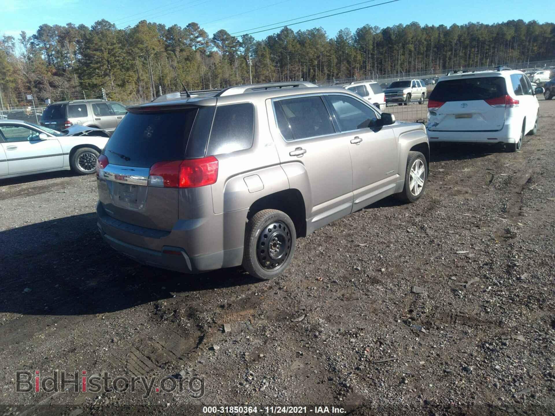 2011 GMC TERRAIN - VIN: 2CTALUEC8B6369340 - Фото 4