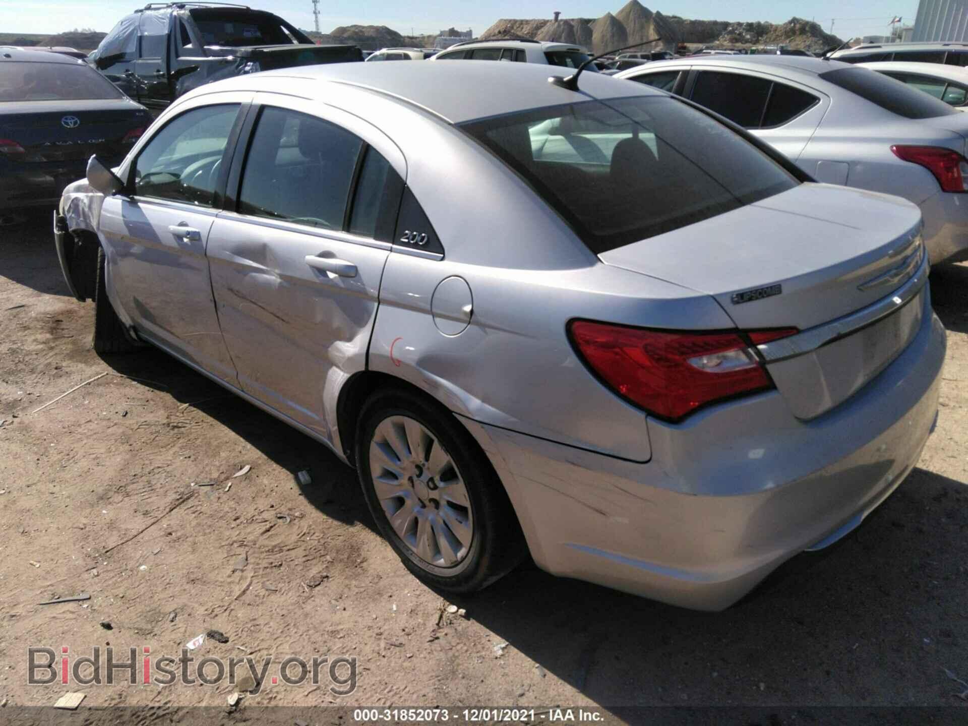 2012 CHRYSLER 200 - VIN: 1C3CCBAB5CN204207 - Фото 3