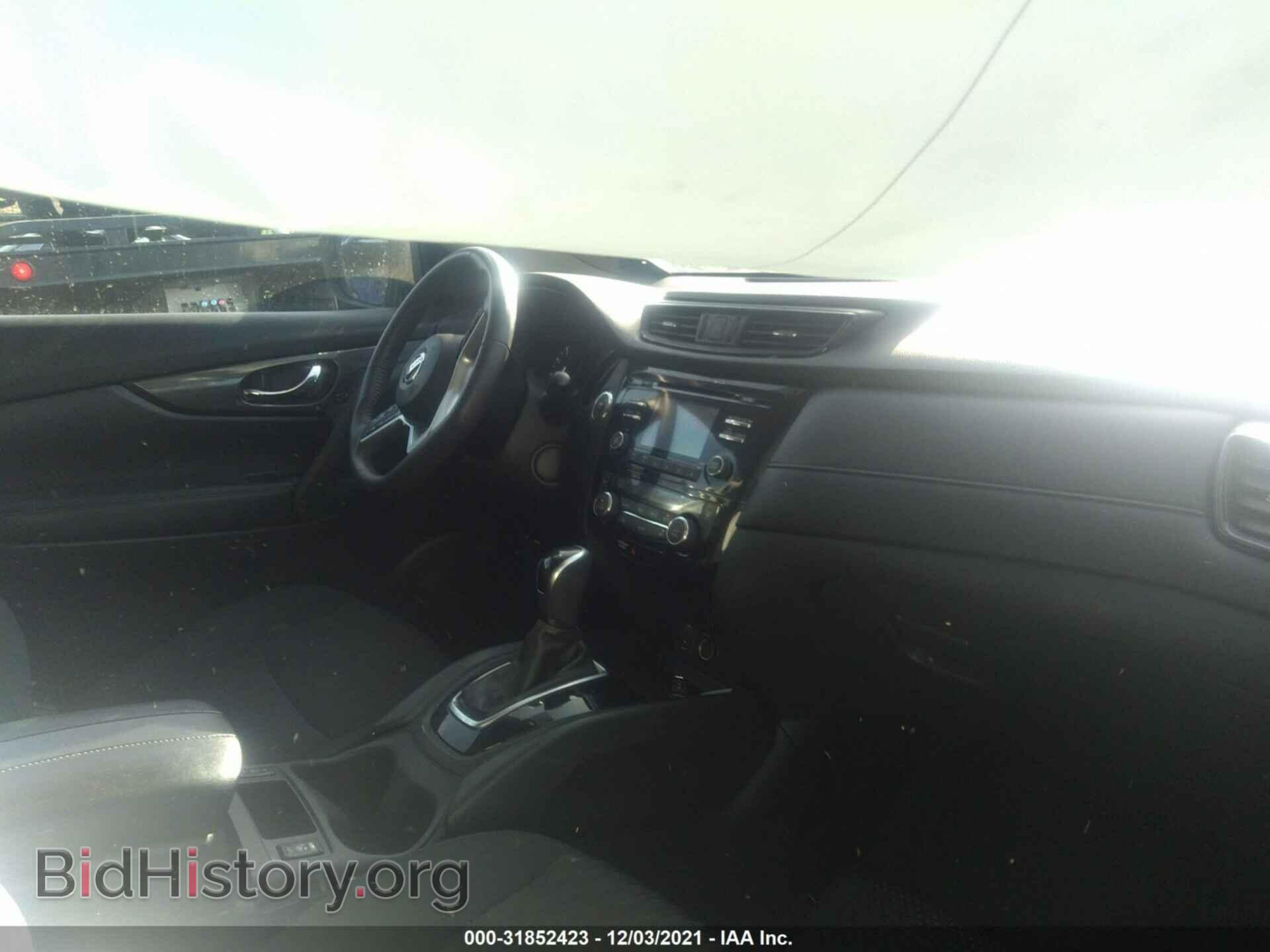 2017 NISSAN ROGUE - VIN: 5N1AT2MT2HC810957 - Фото 5