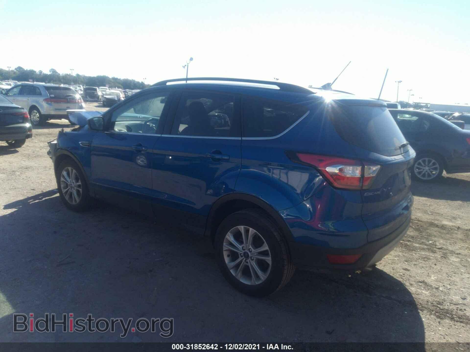 2018 FORD ESCAPE - VIN: 1FMCU9HD5JUC56766 - Фото 3