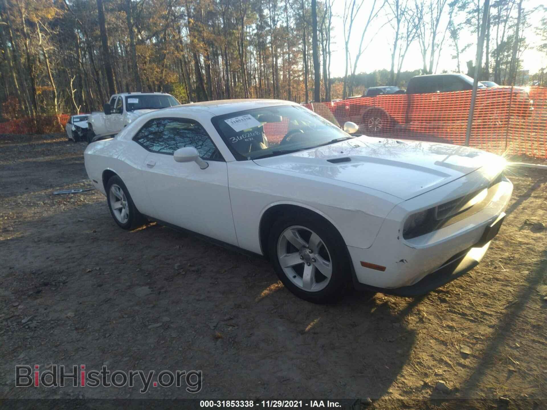 Photo 2C3CDYAG7DH734099 - DODGE CHALLENGER 2013