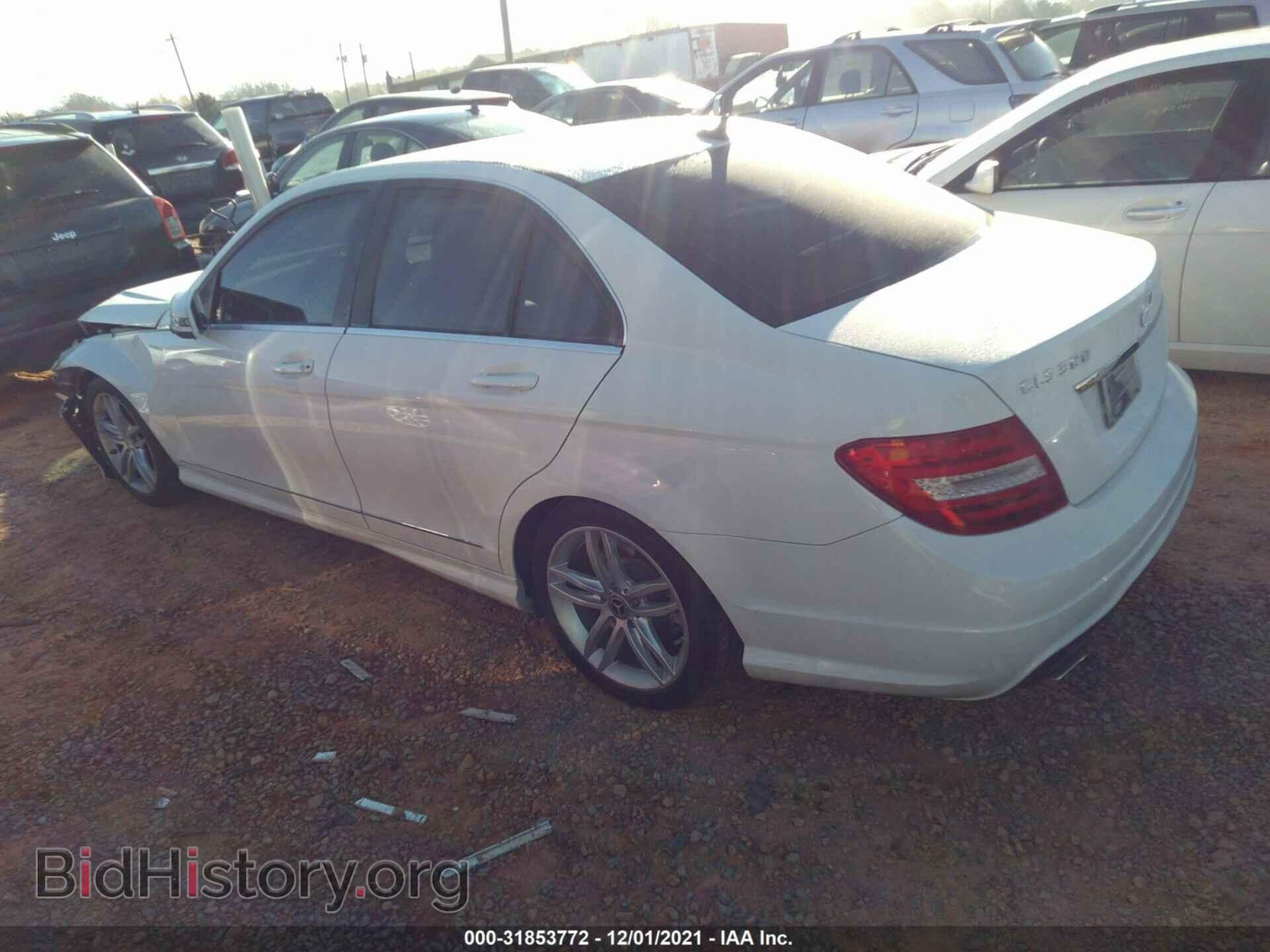 2012 MERCEDES-BENZ C-CLASS - VIN: WDDGF8BB4CA644633 - Фото 3